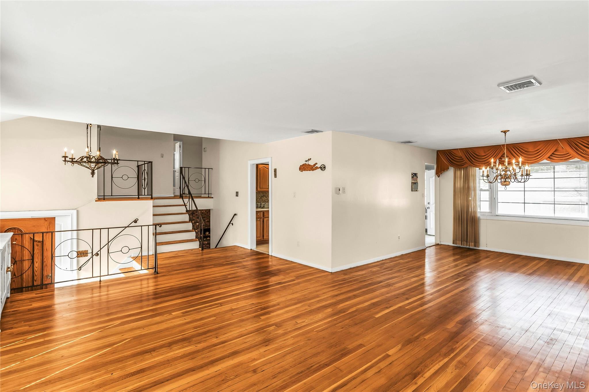 708 Salisbury Park Drive, Westbury, NY 11590