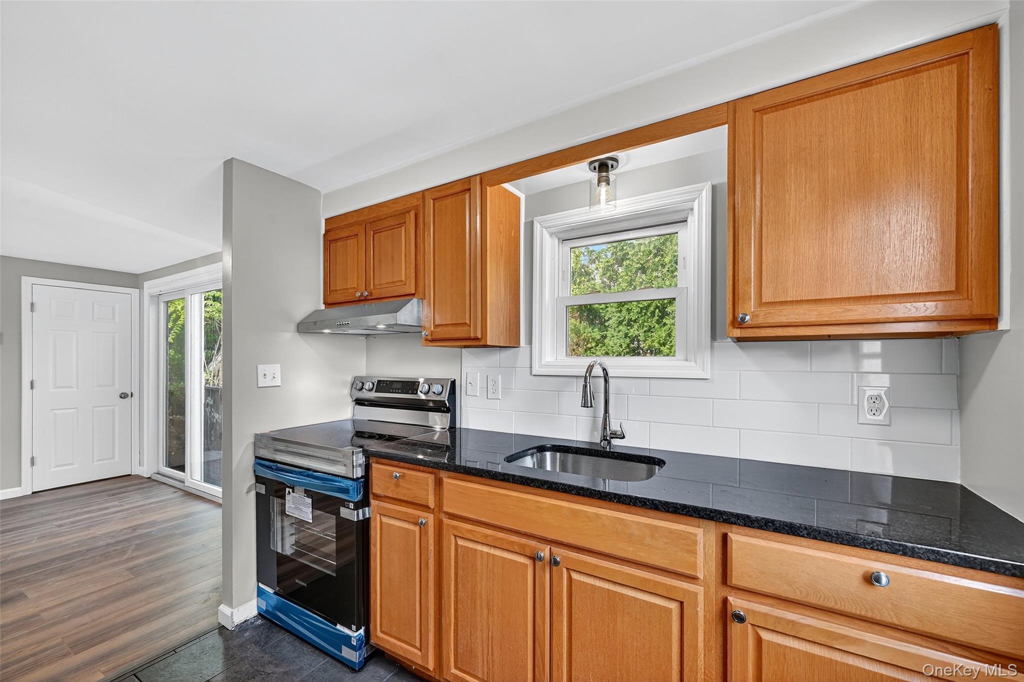 14 Myrtle Avenue, New Windsor, NY 12553