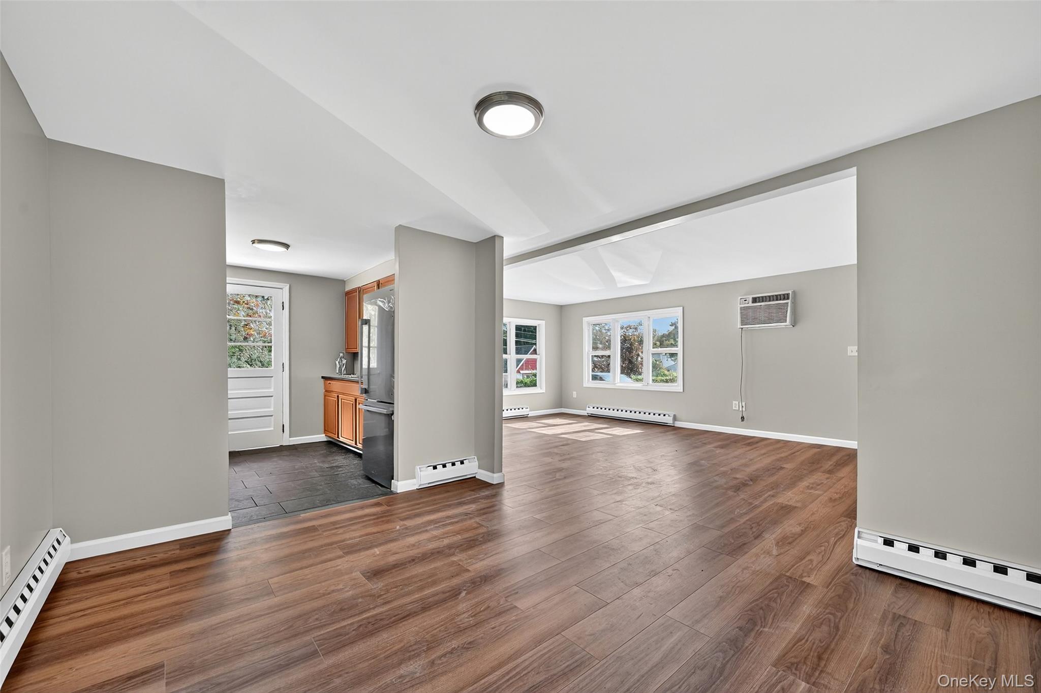 14 Myrtle Avenue, New Windsor, NY 12553