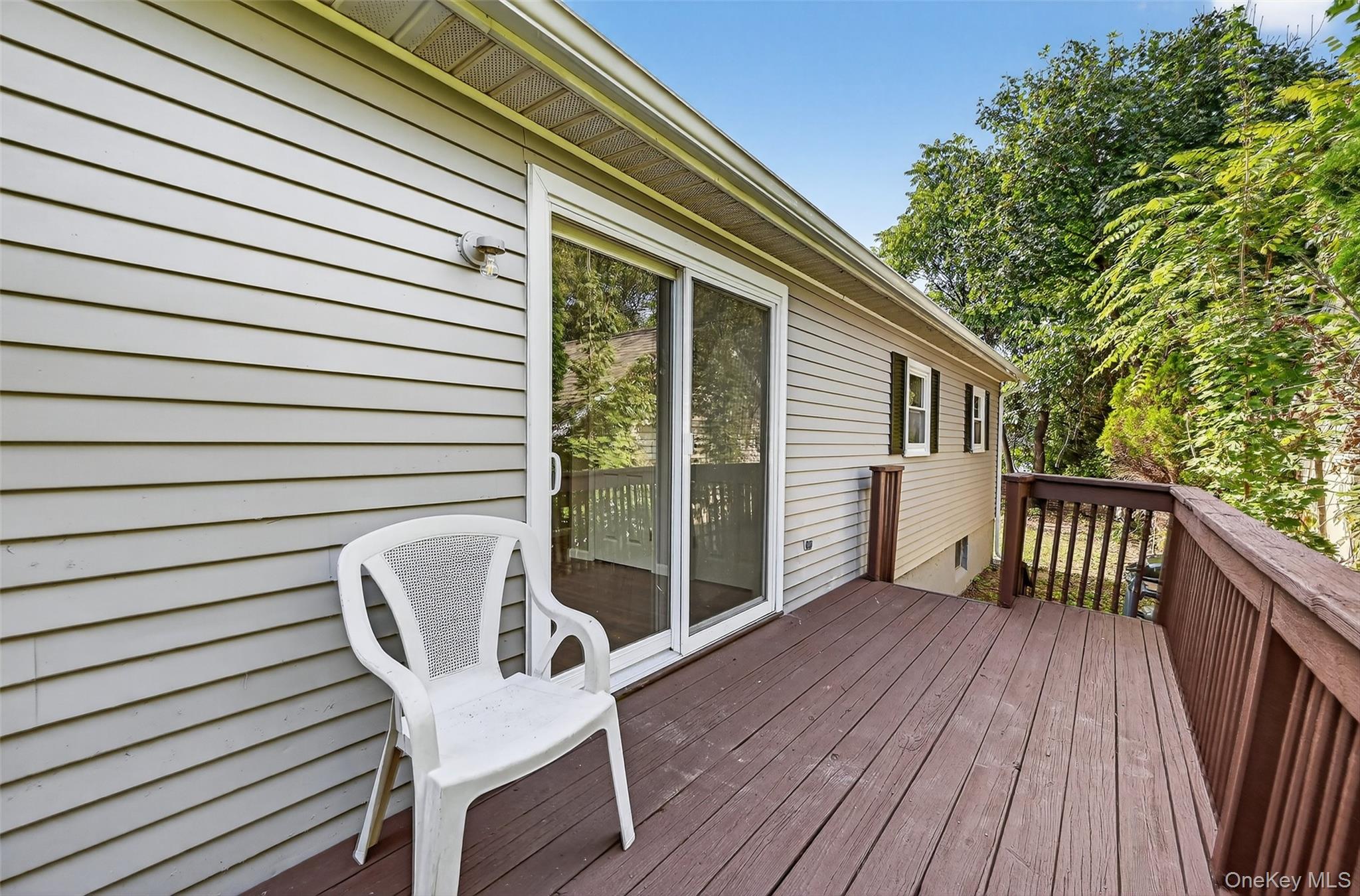 14 Myrtle Avenue, New Windsor, NY 12553