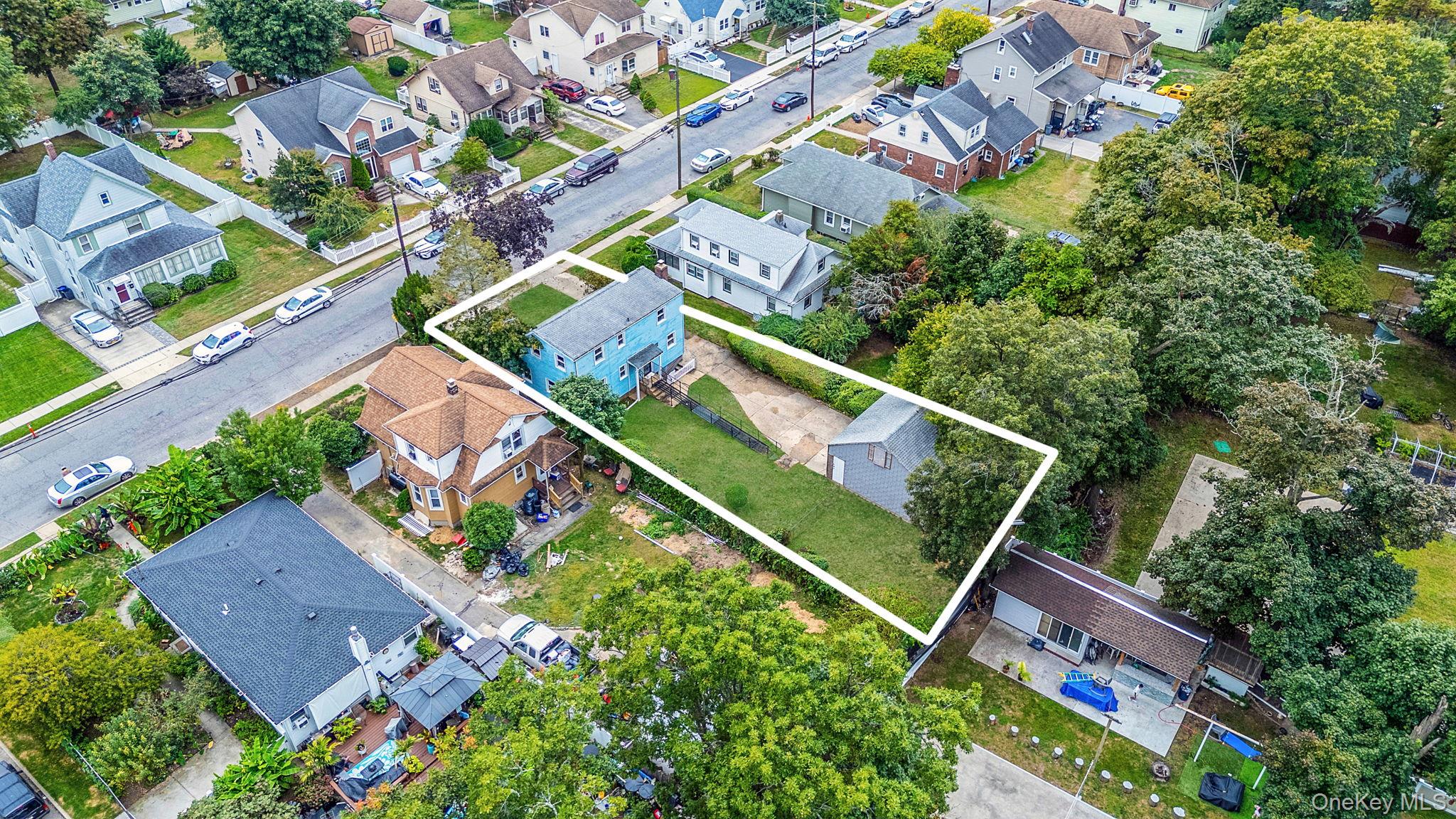 89 E Clinton Avenue, Roosevelt, NY 11575