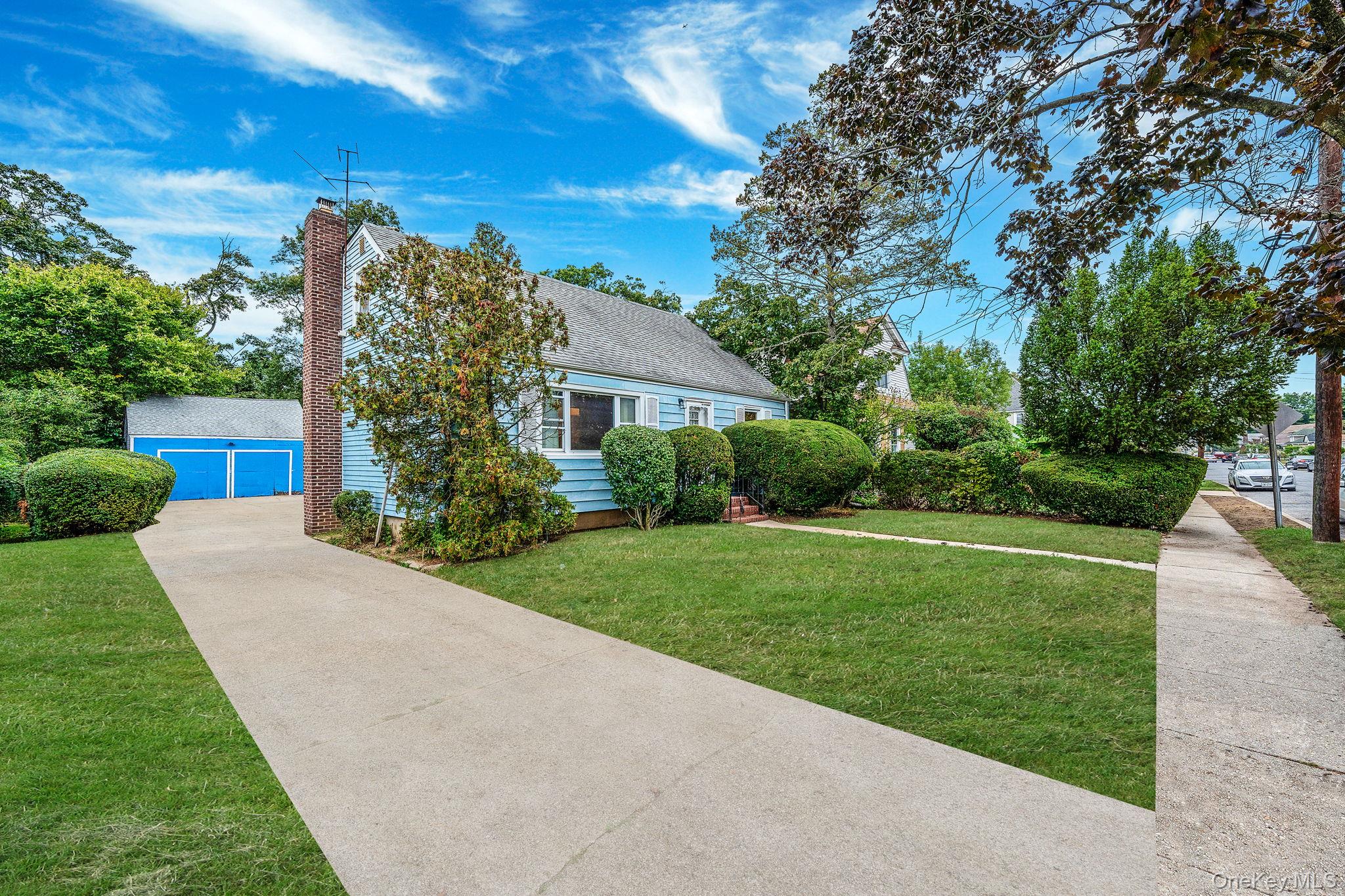 89 E Clinton Avenue, Roosevelt, NY 11575