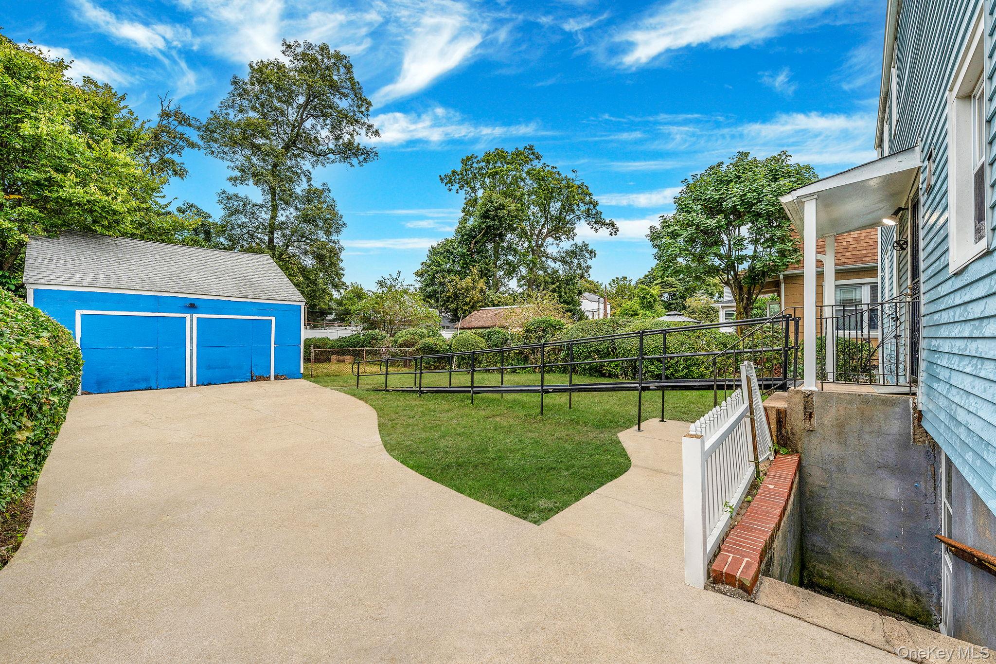 89 E Clinton Avenue, Roosevelt, NY 11575