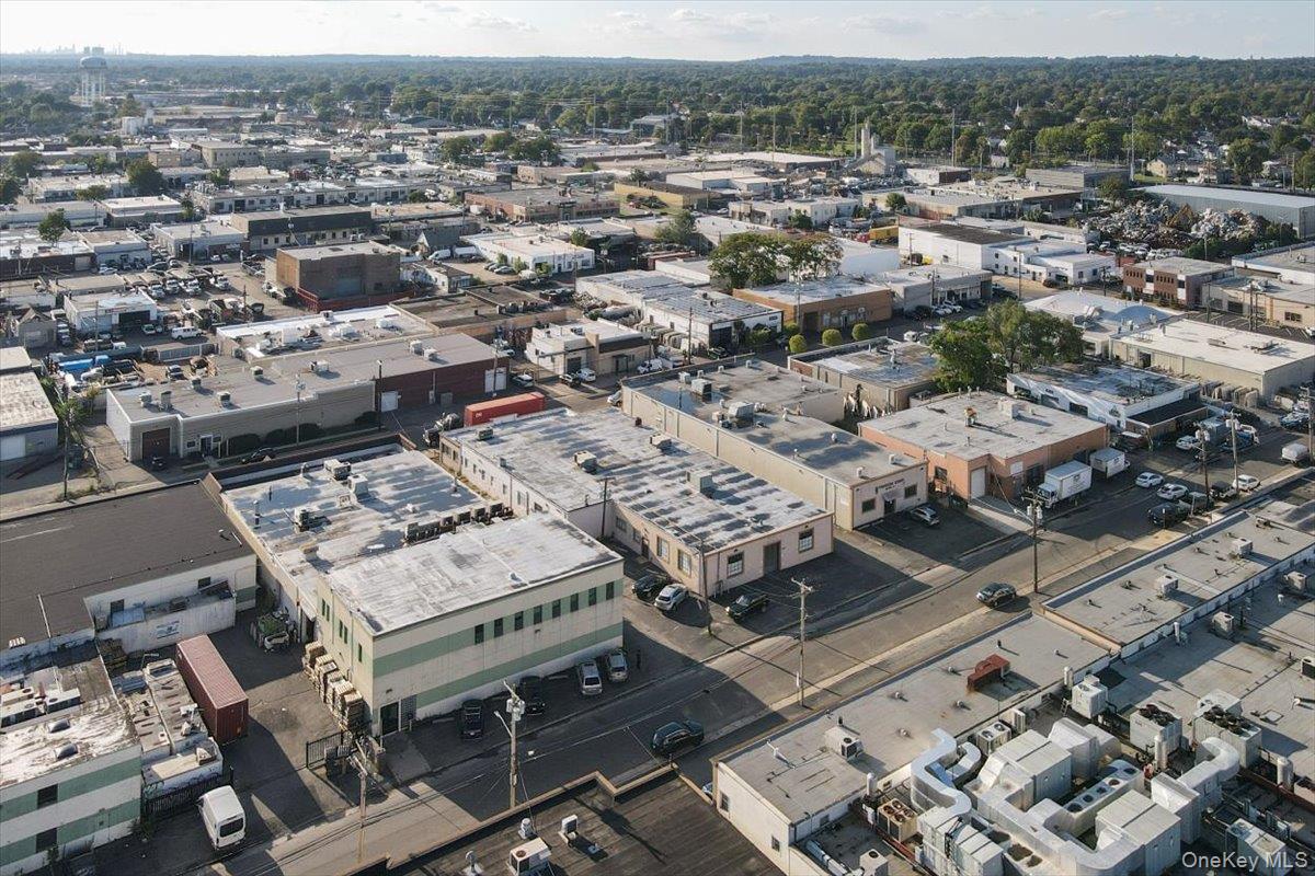 36 Sylvester Street # 2, Westbury, NY 11590