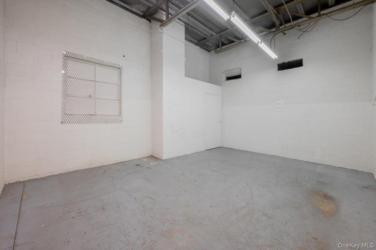 36 Sylvester Street # 2, Westbury, NY 11590