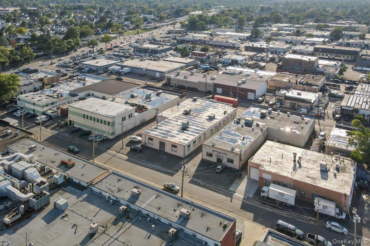 36 Sylvester Street # 2, Westbury, NY 11590