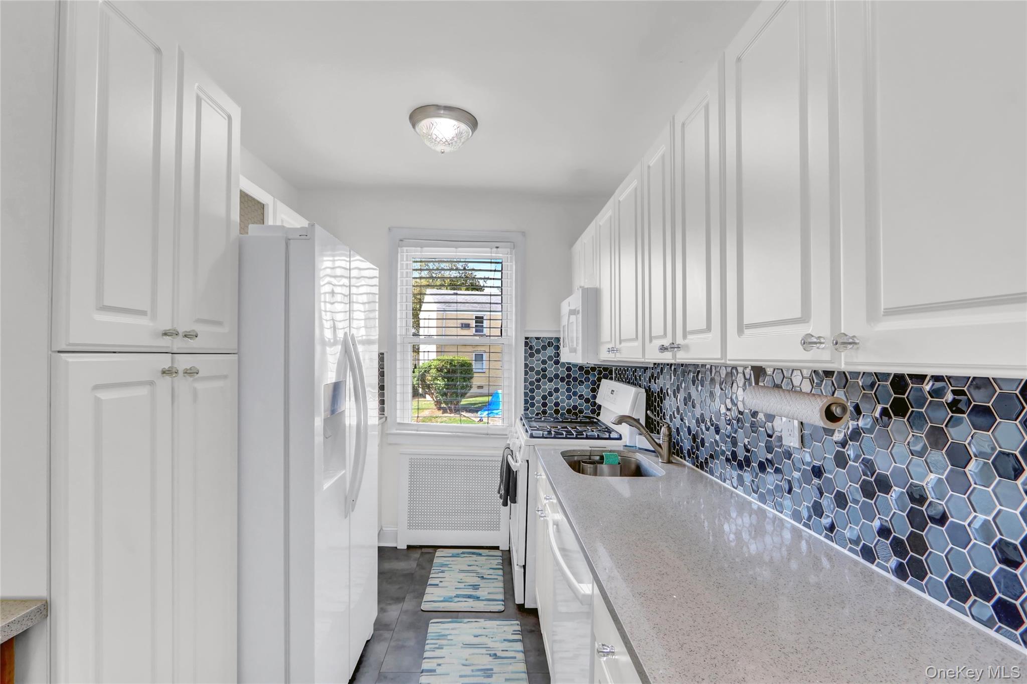 69-14 Little Neck Parkway # 126B, Glen Oaks, NY 11004