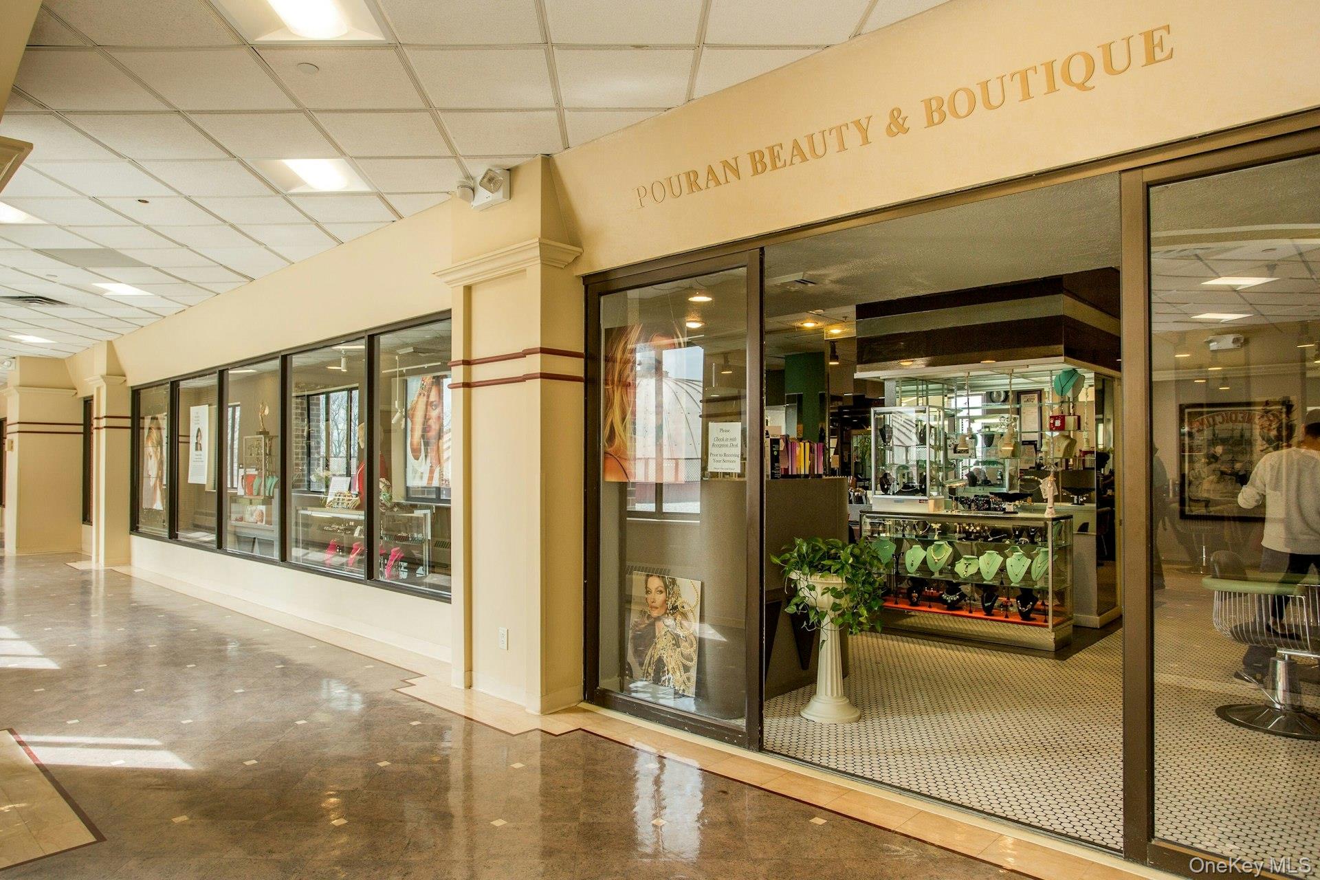 269-10 Grand Central Parkway # 27T, Floral Park, NY 11005