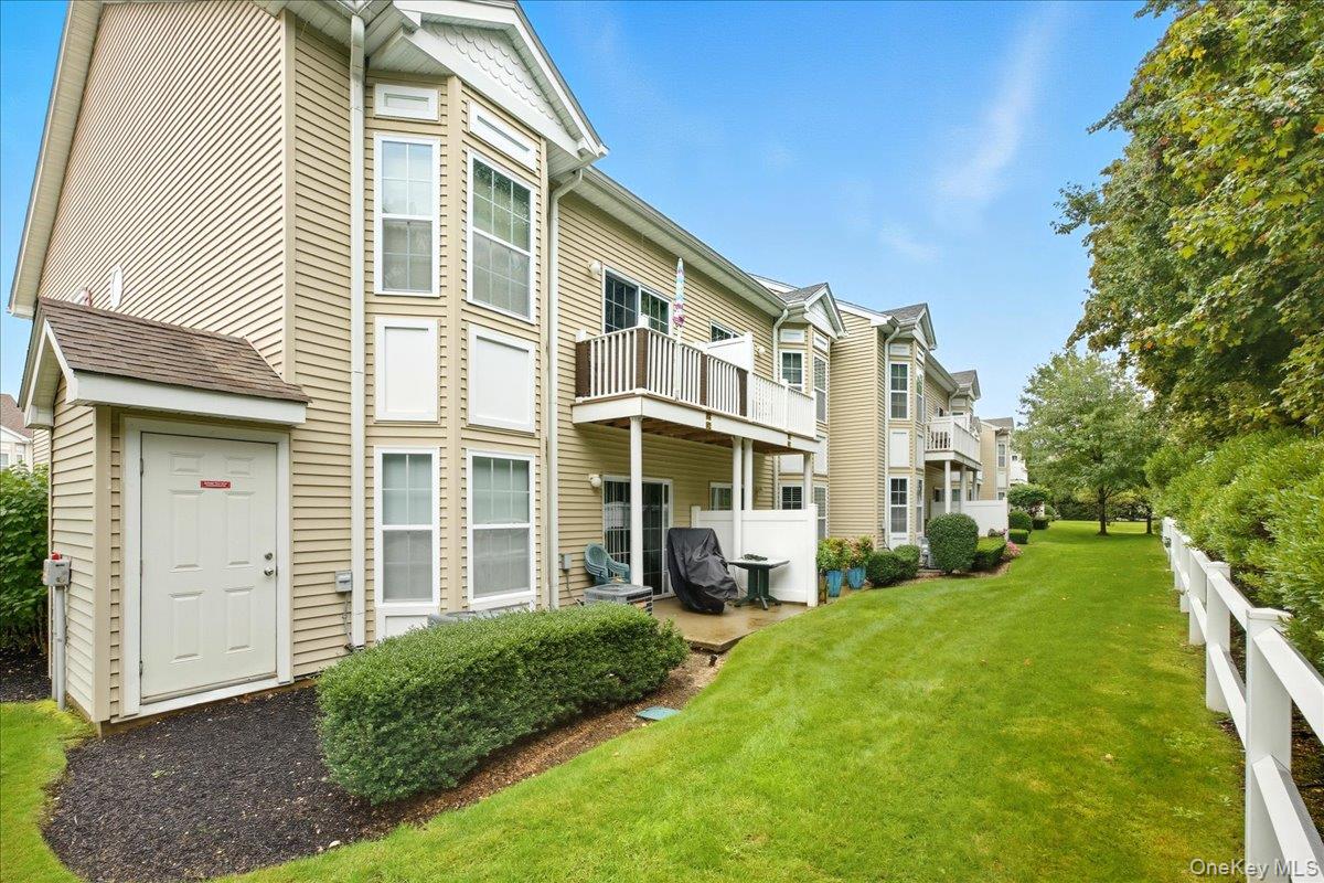 133 Spring Drive # 133, East Meadow, NY 11554