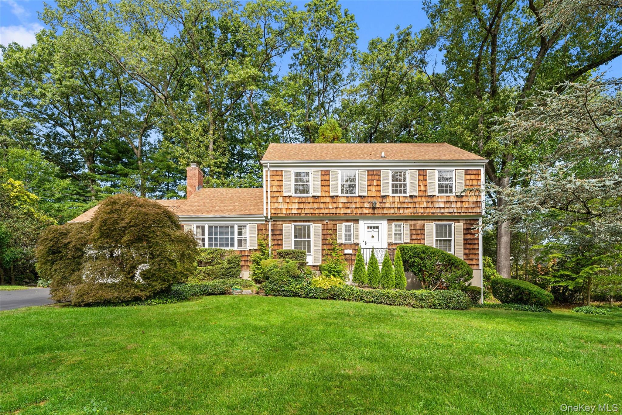 21 Springdale Road, Scarsdale, NY 10583