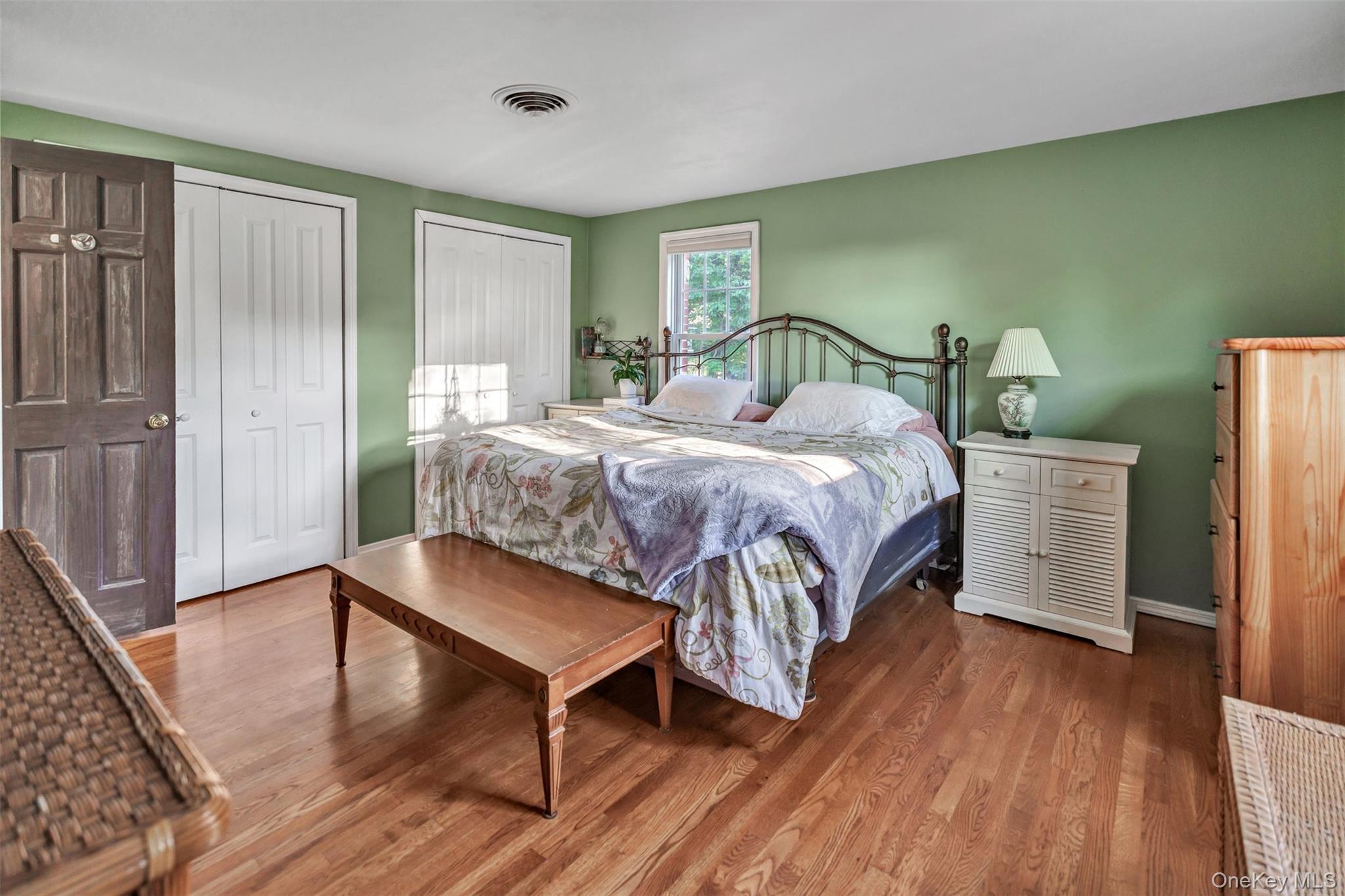 81 Beach Road, Wading River, NY 11792