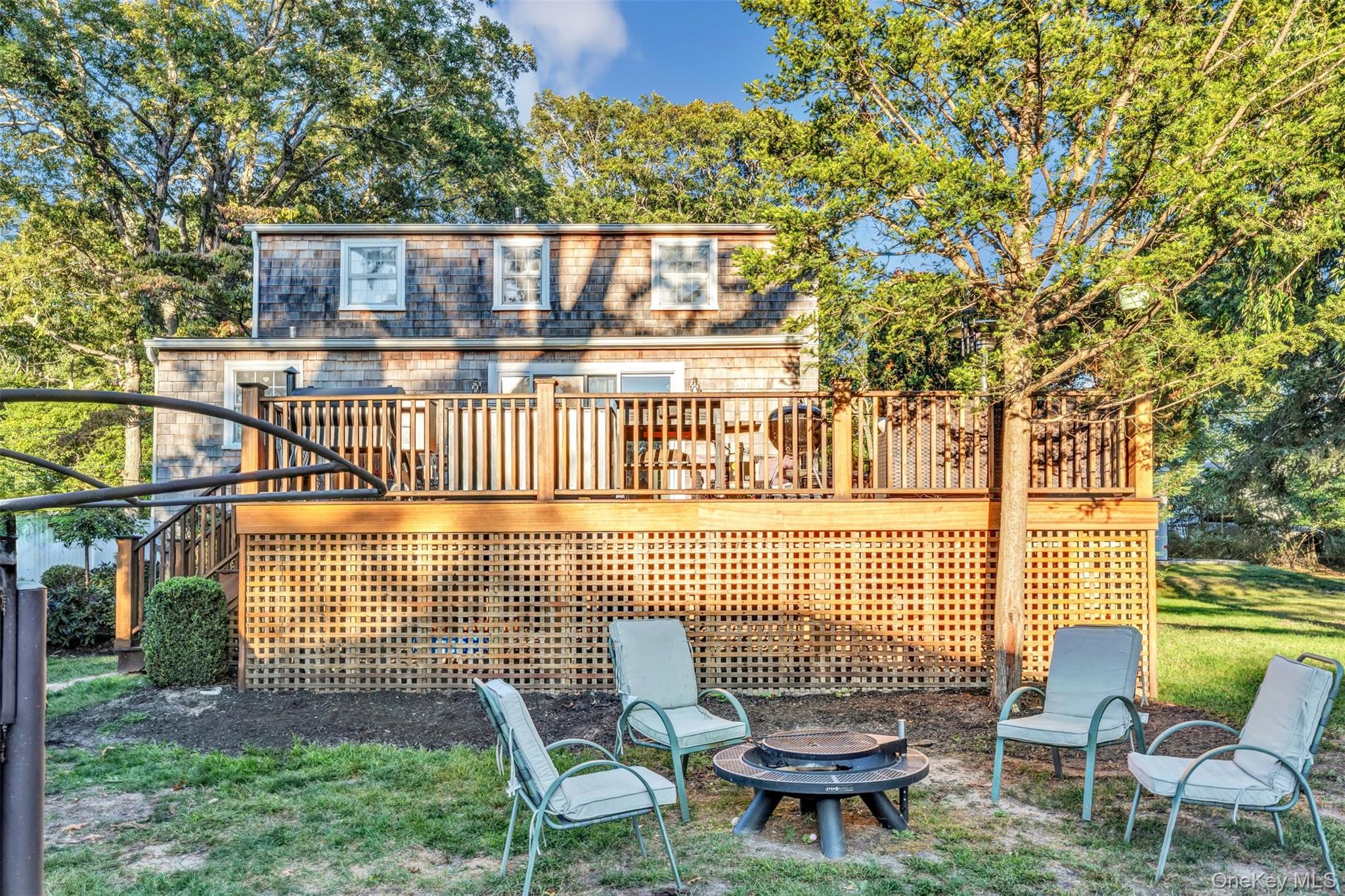 81 Beach Road, Wading River, NY 11792