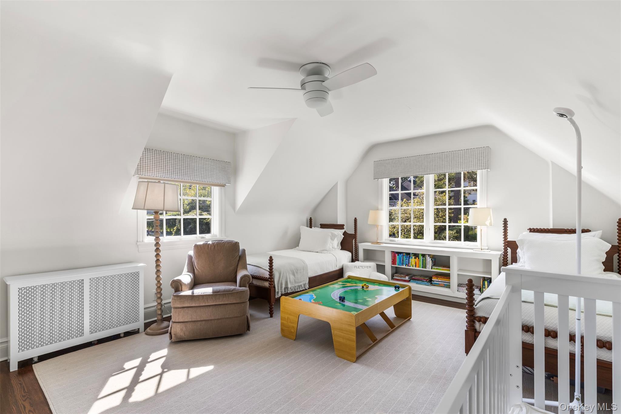 212 Pondfield Road W, Bronxville, NY 10708