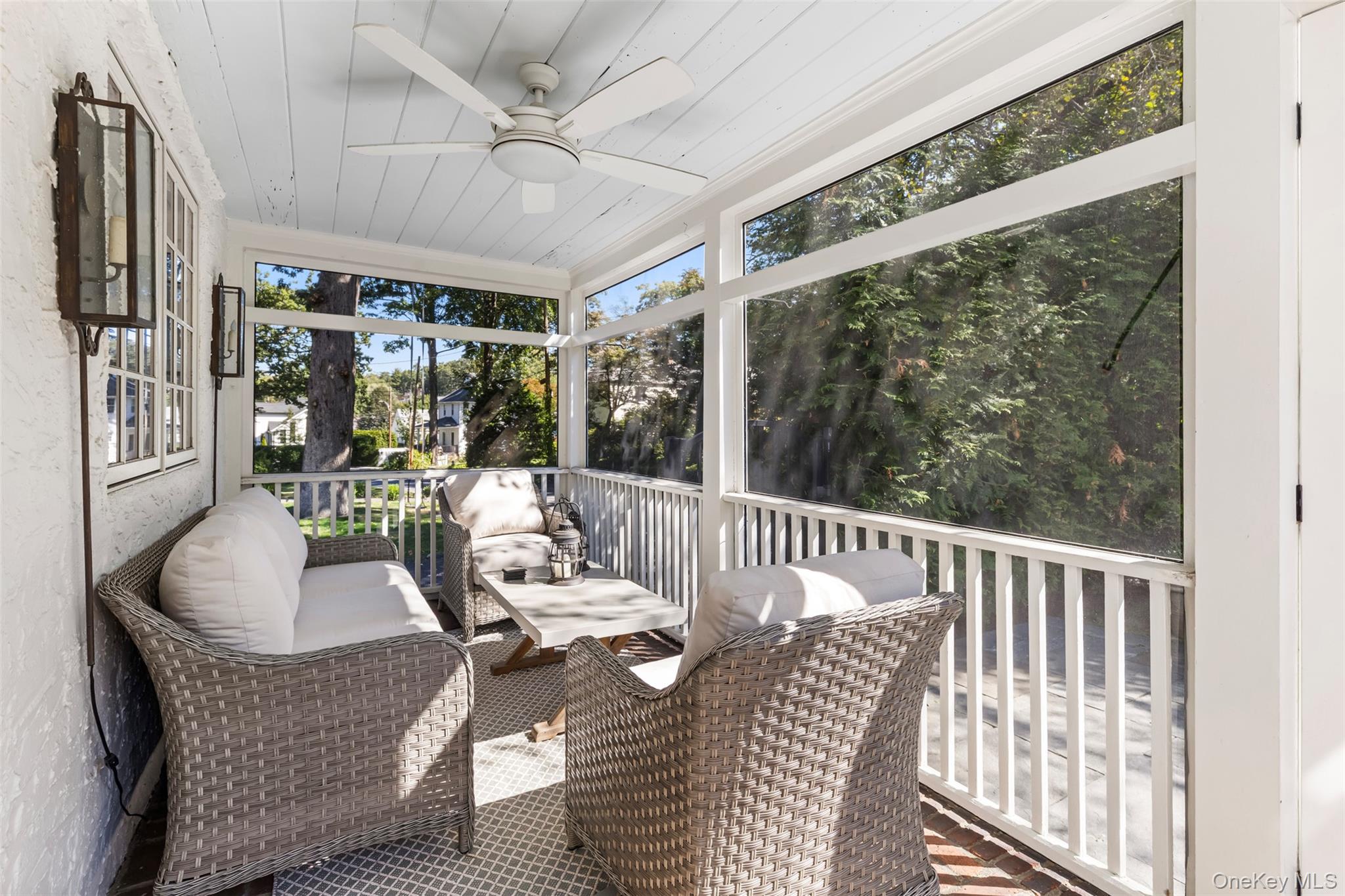 212 Pondfield Road W, Bronxville, NY 10708