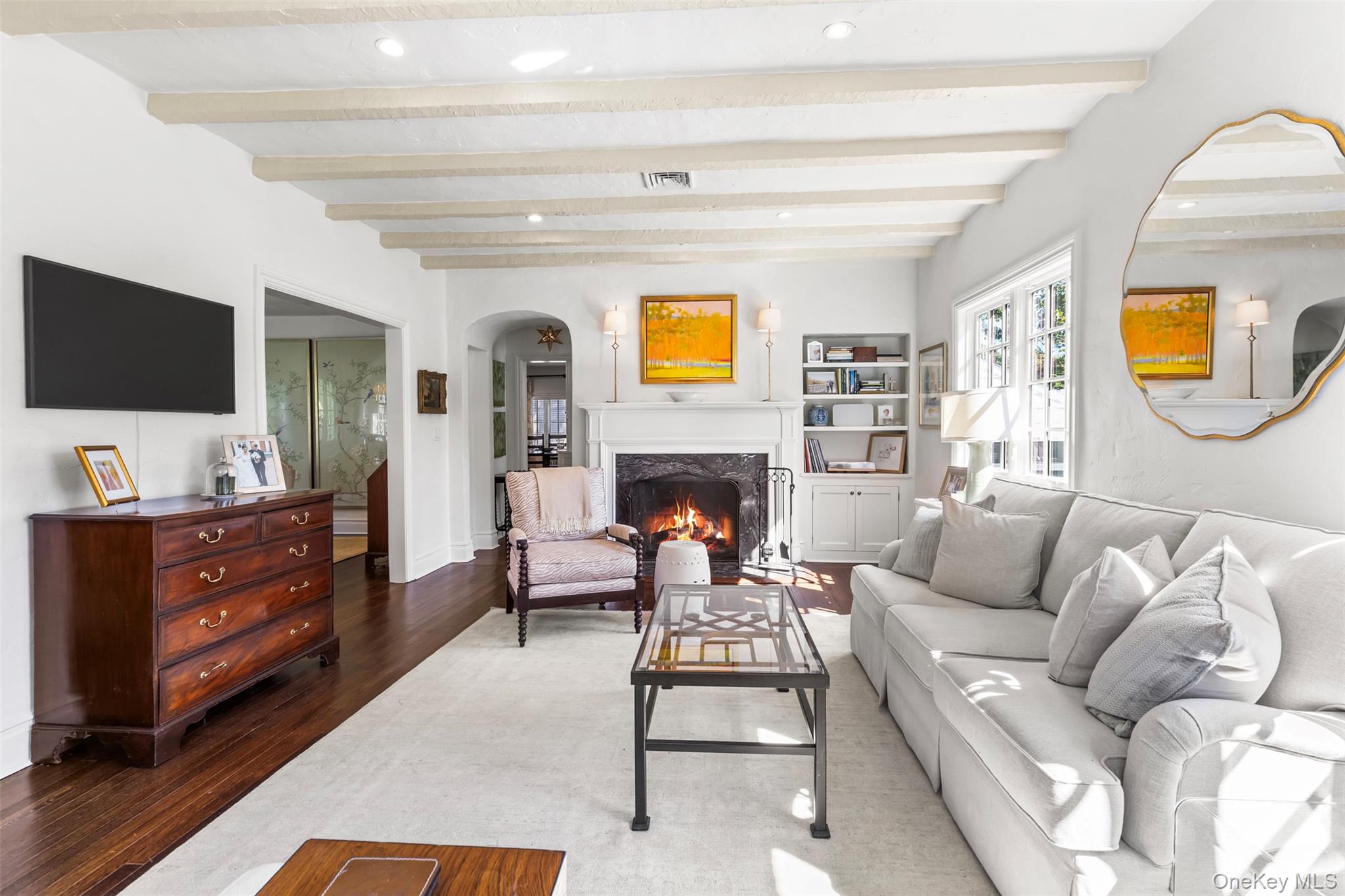 212 Pondfield Road W, Bronxville, NY 10708