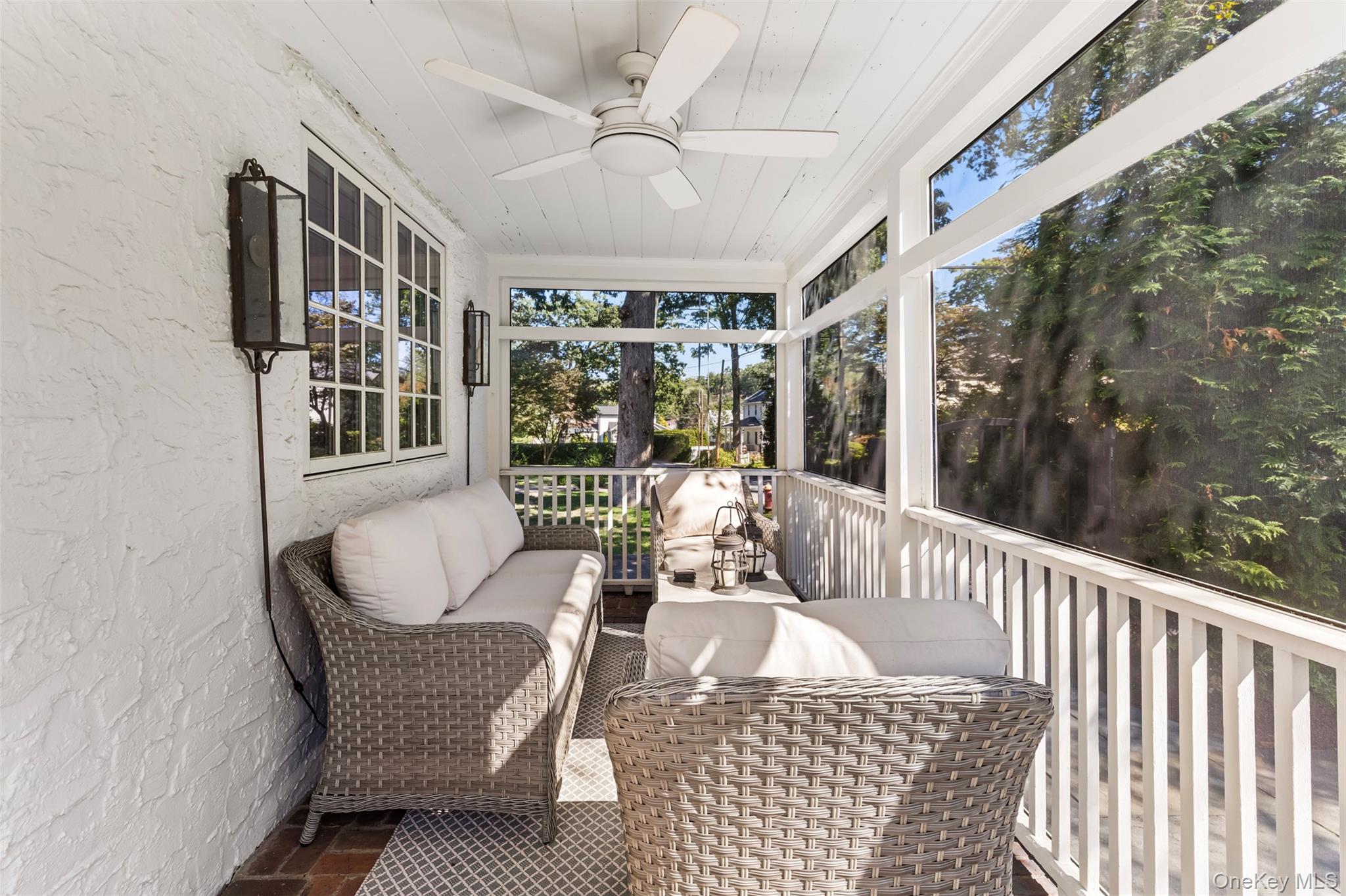 212 Pondfield Road W, Bronxville, NY 10708