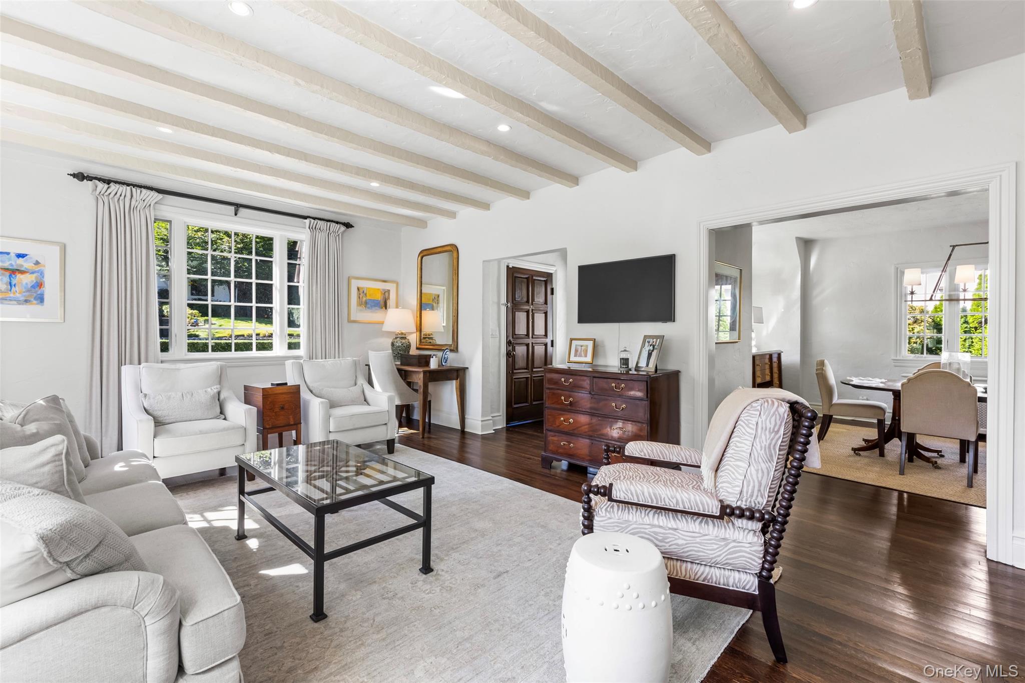 212 Pondfield Road W, Bronxville, NY 10708