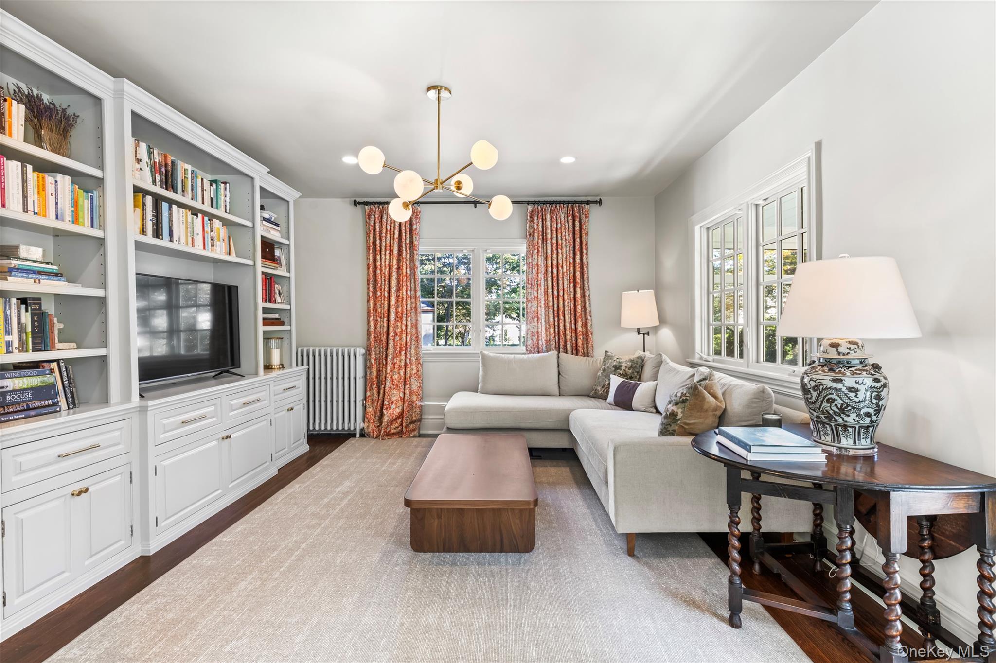 212 Pondfield Road W, Bronxville, NY 10708