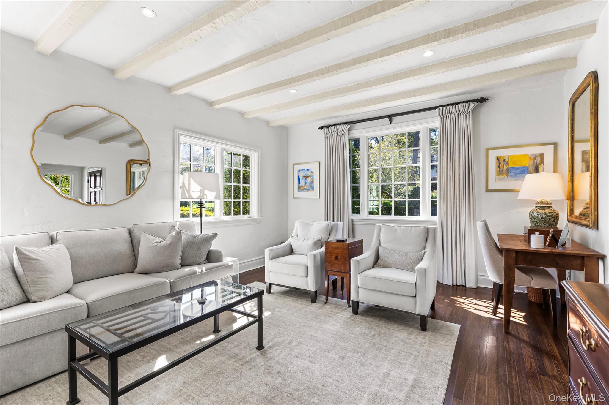 212 Pondfield Road W, Bronxville, NY 10708