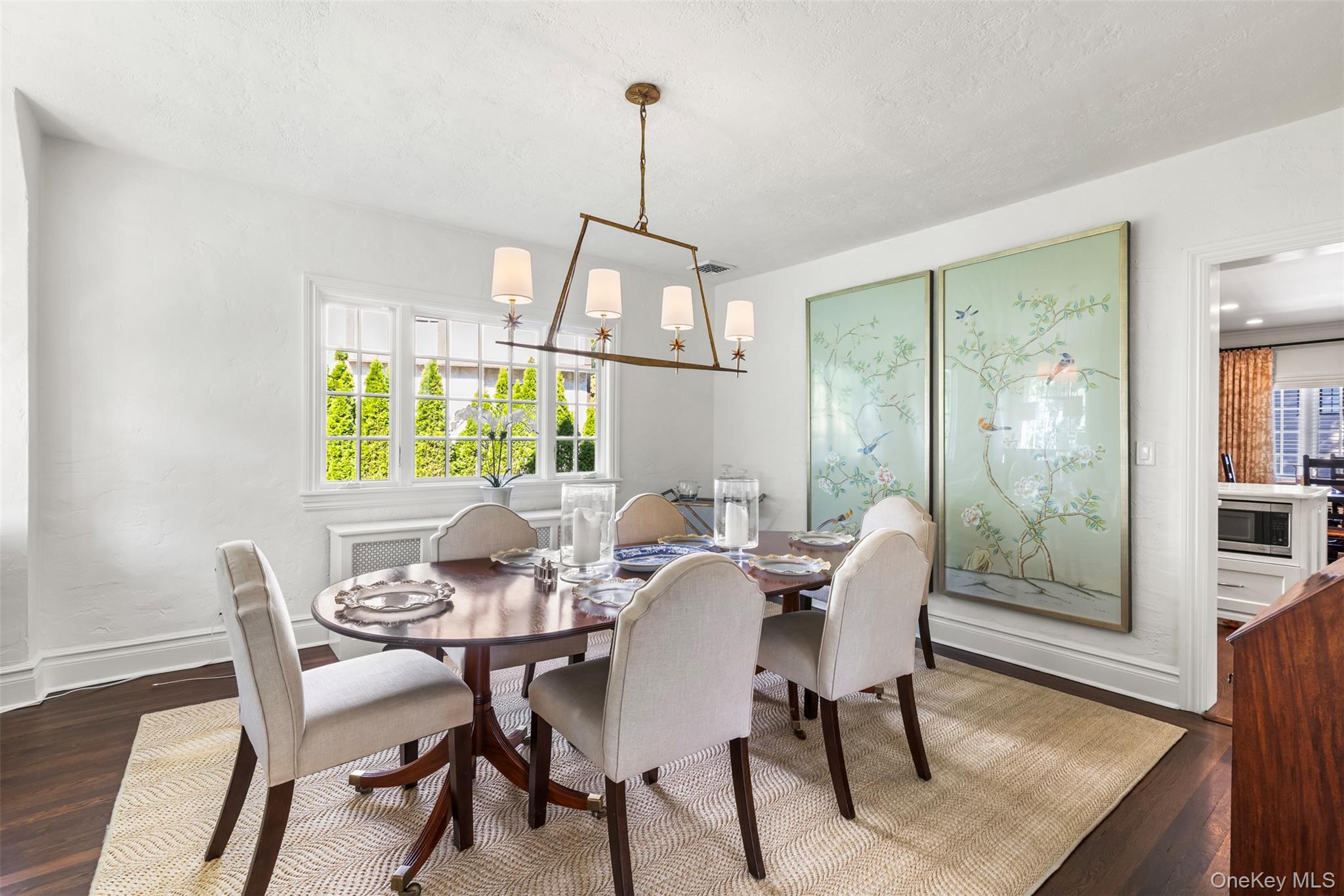 212 Pondfield Road W, Bronxville, NY 10708