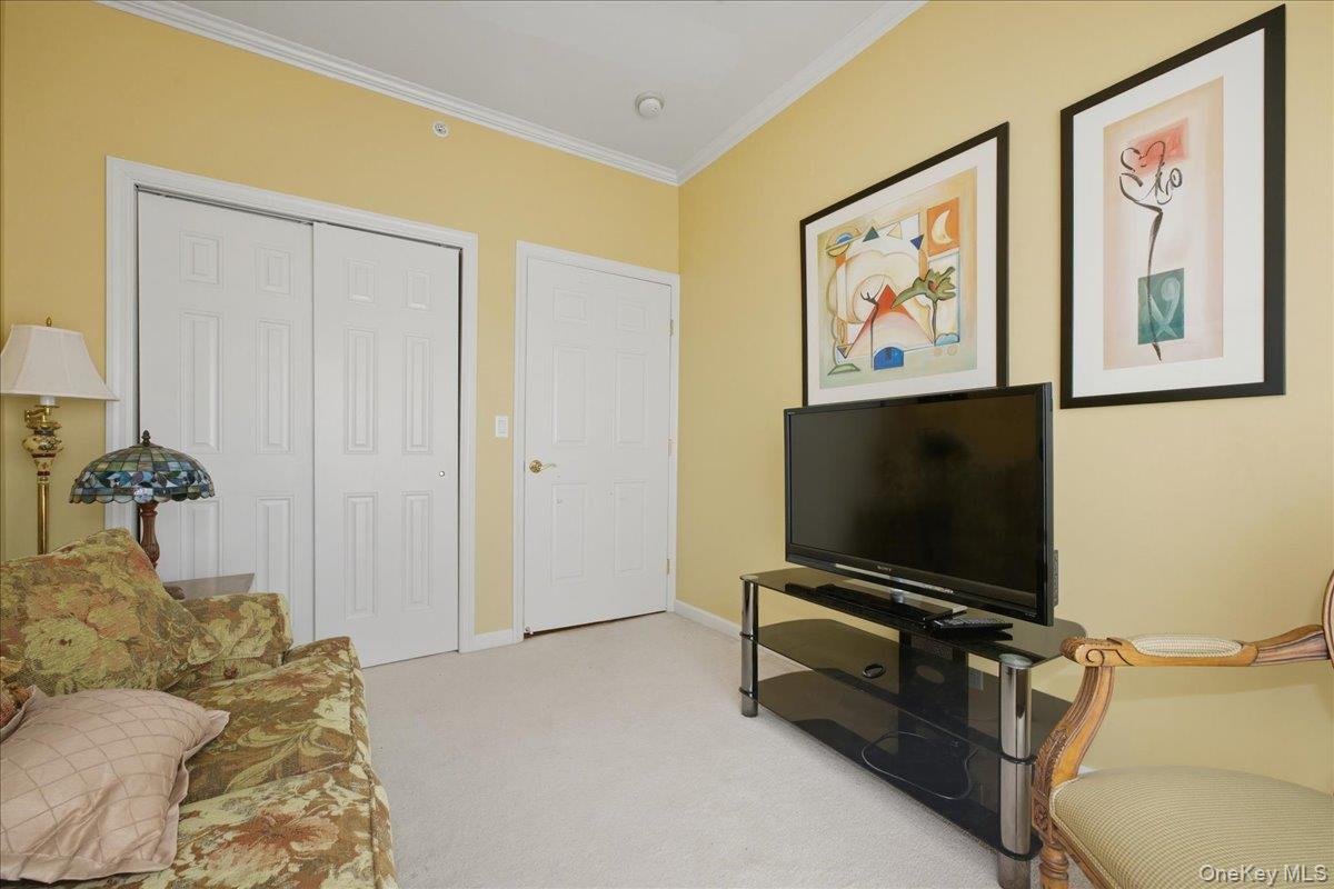 383 Summer Court, East Meadow, NY 11554