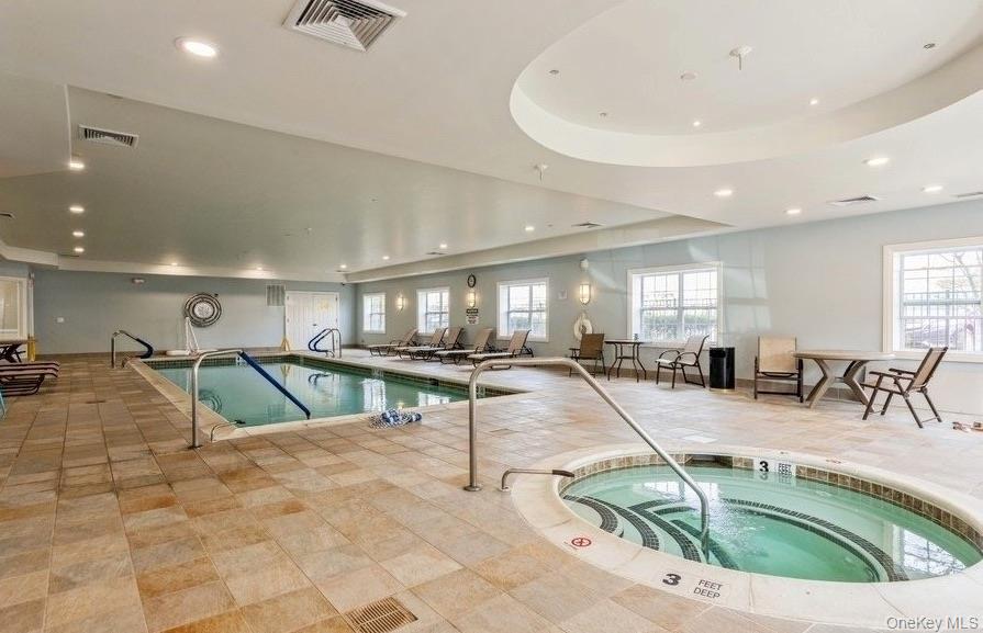 383 Summer Court, East Meadow, NY 11554