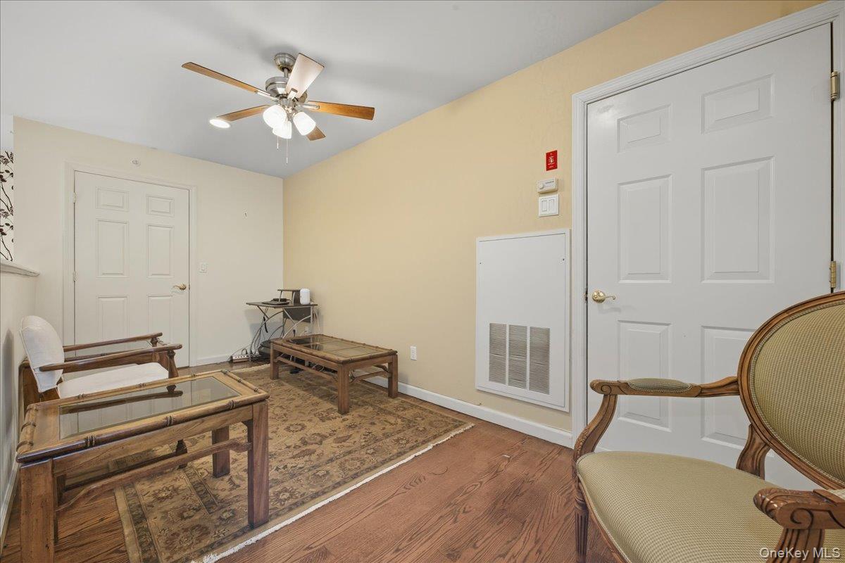 383 Summer Court, East Meadow, NY 11554