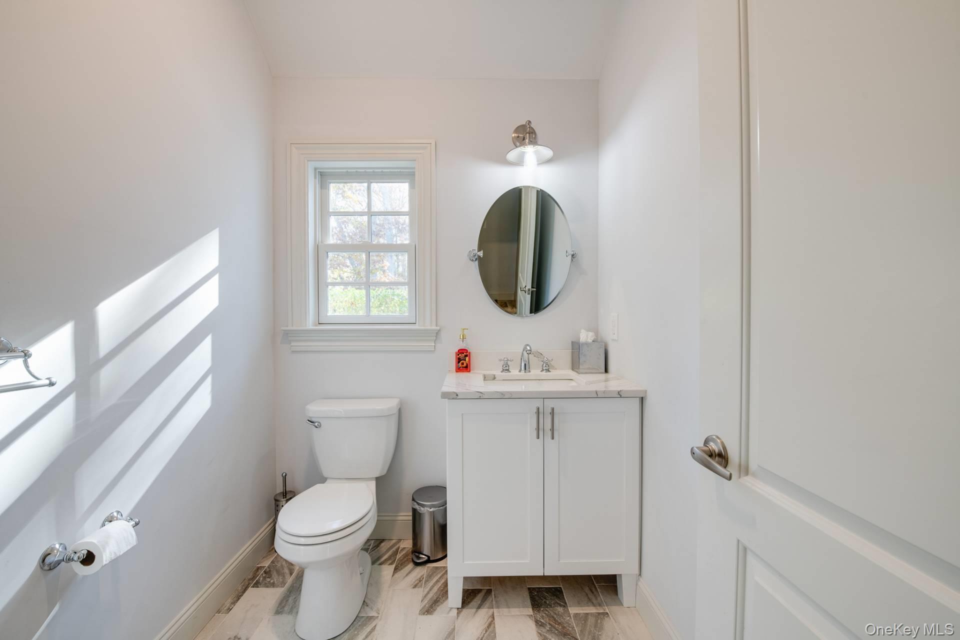 491 Montauk Highway, Quiogue, NY 11978