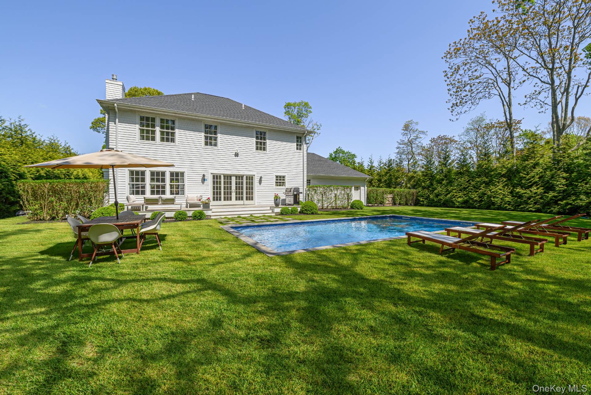 491 Montauk Highway, Quiogue, NY 11978