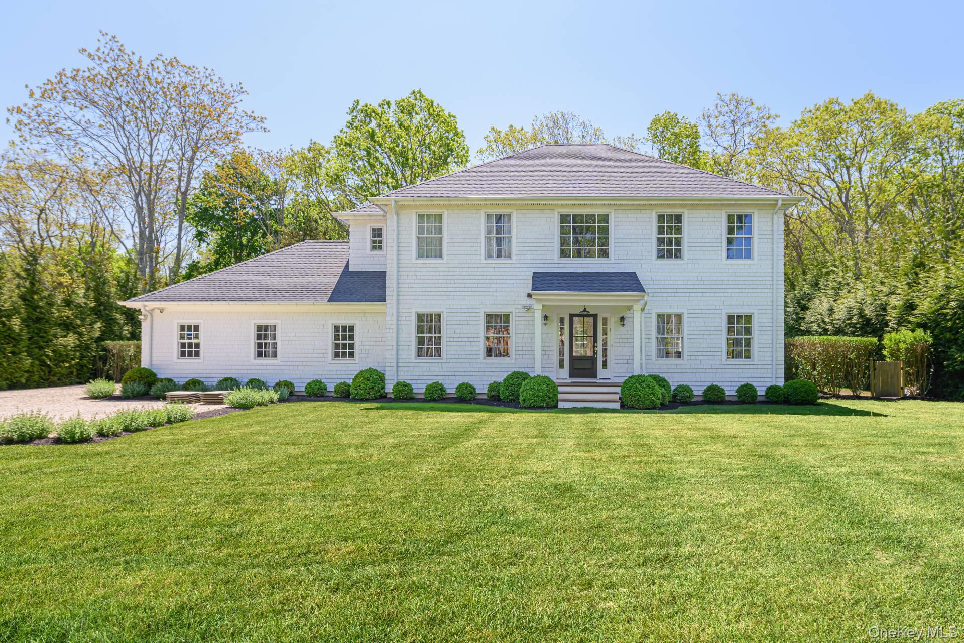 491 Montauk Highway, Quiogue, NY 11978