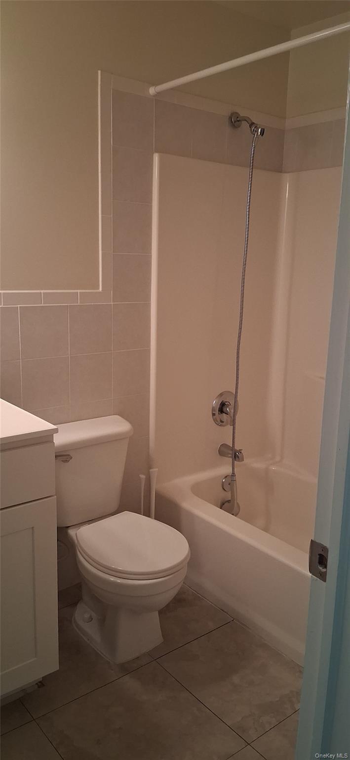 373 PLAD Boulevard, Holtsville, NY 11742