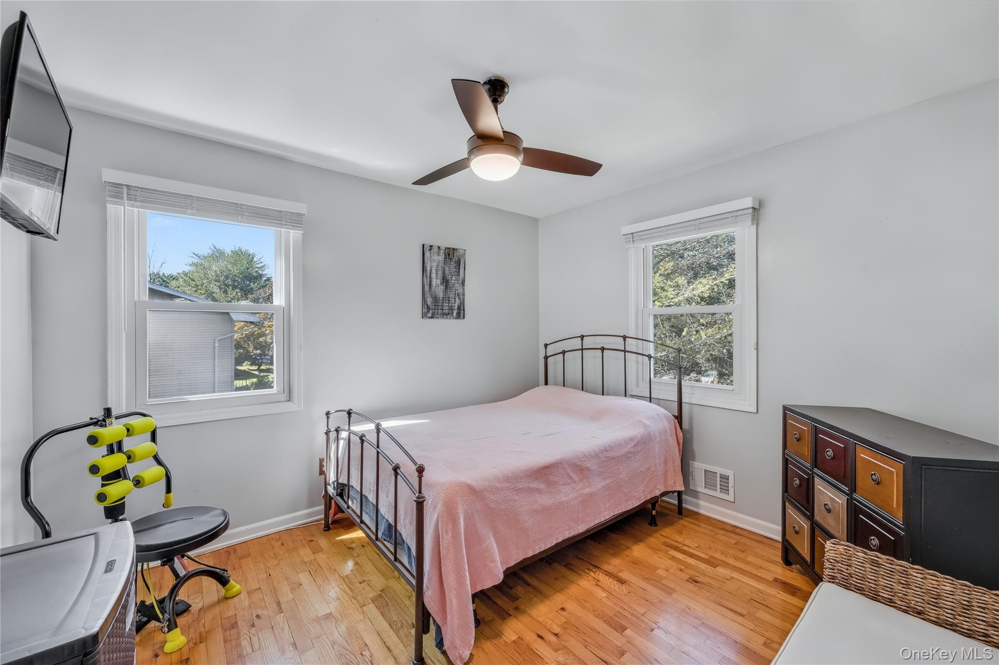 10 Headden Drive, Spring Valley, NY 10977