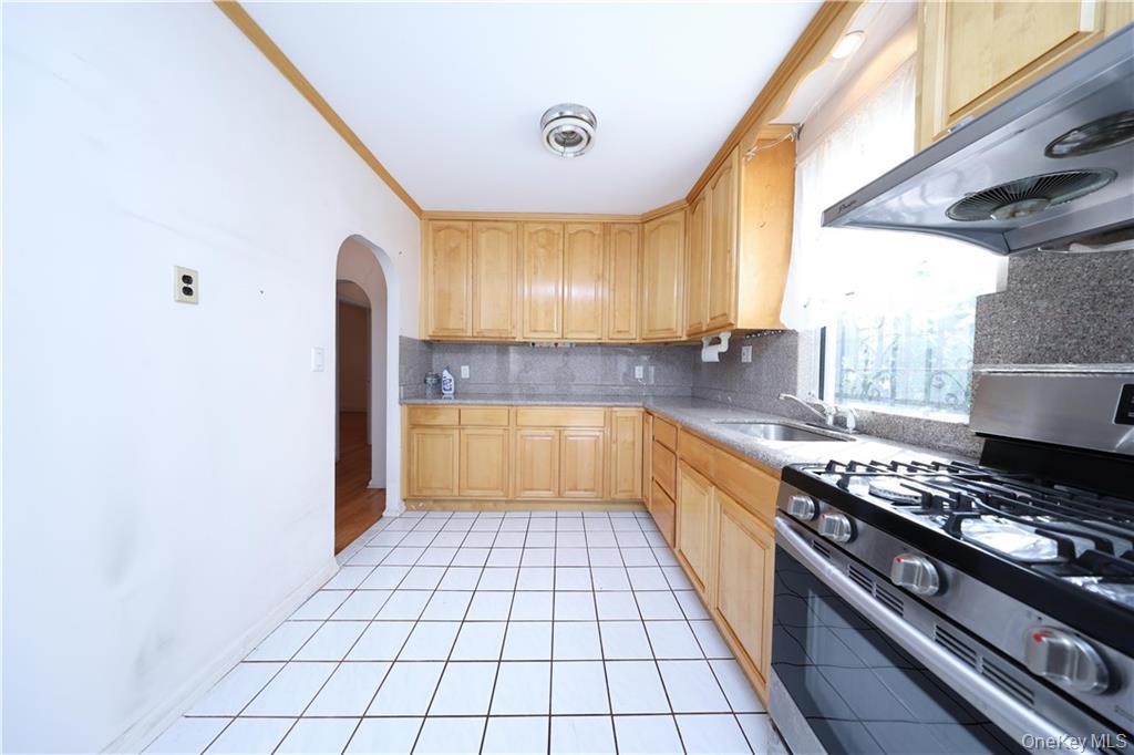 2132 E 16th Street, Brooklyn, NY 11229