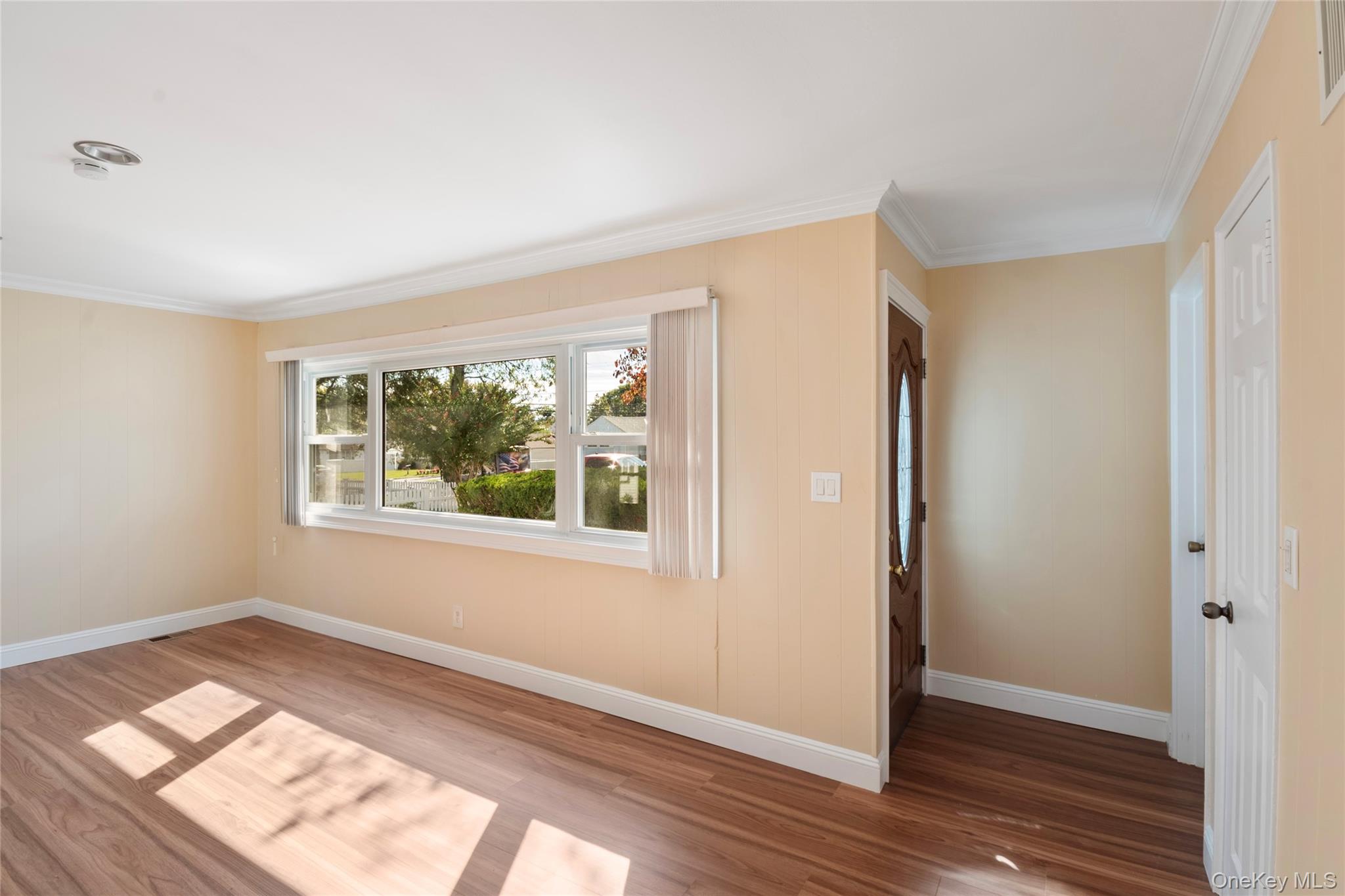 3 Poplar Street, Central Islip, NY 11722