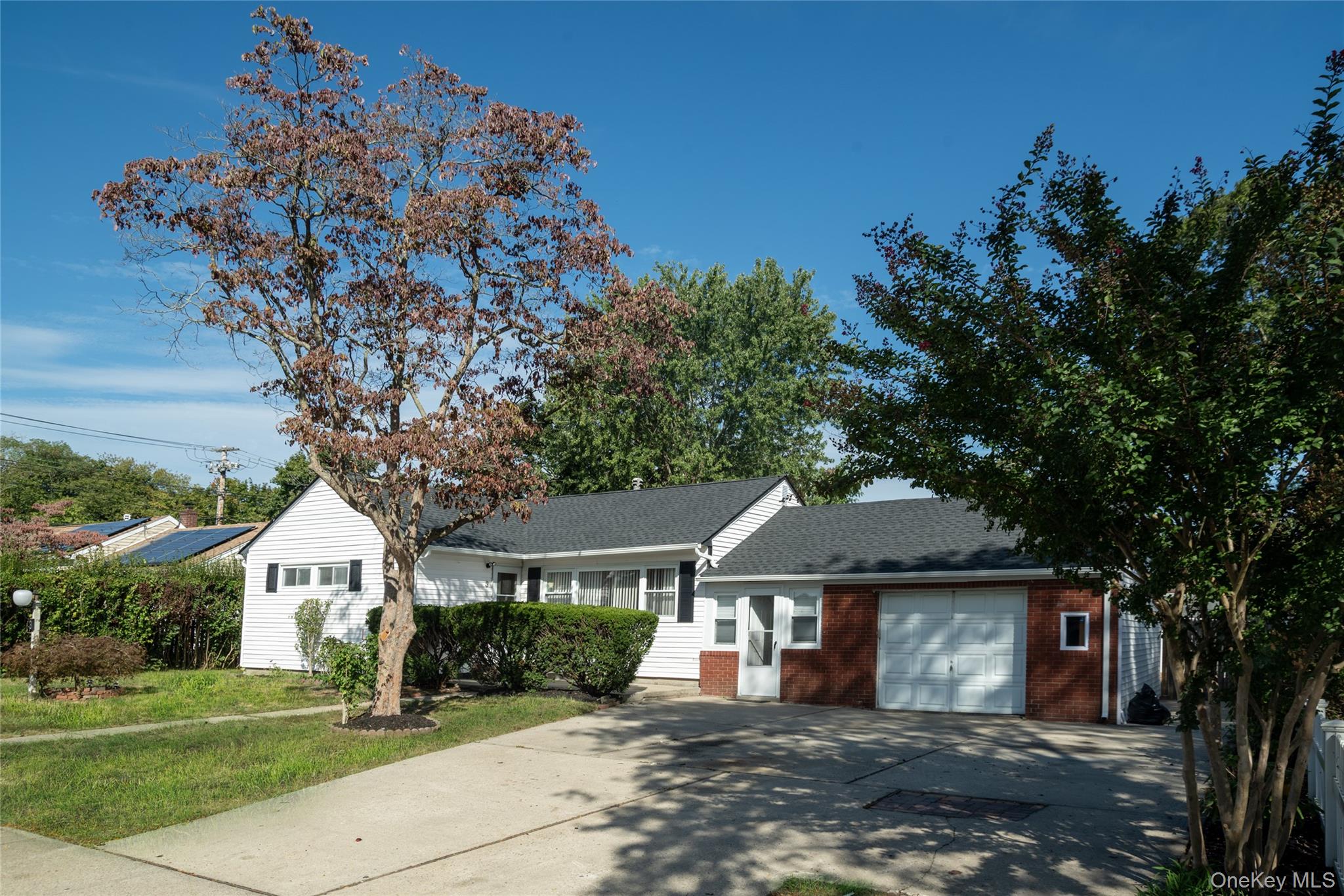 3 Poplar Street, Central Islip, NY 11722