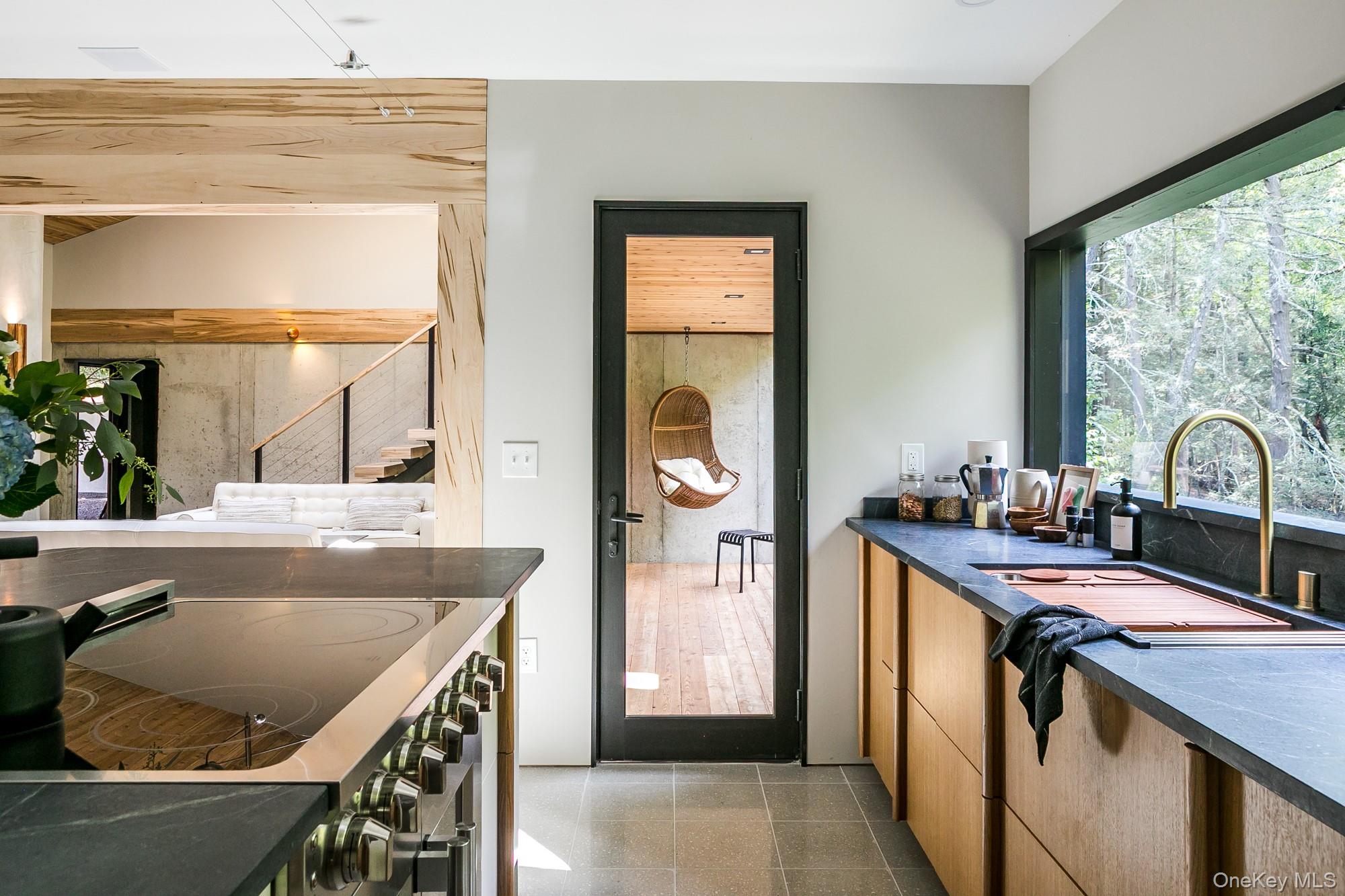 35 Fern Hollow Road, Stone Ridge, NY 12484