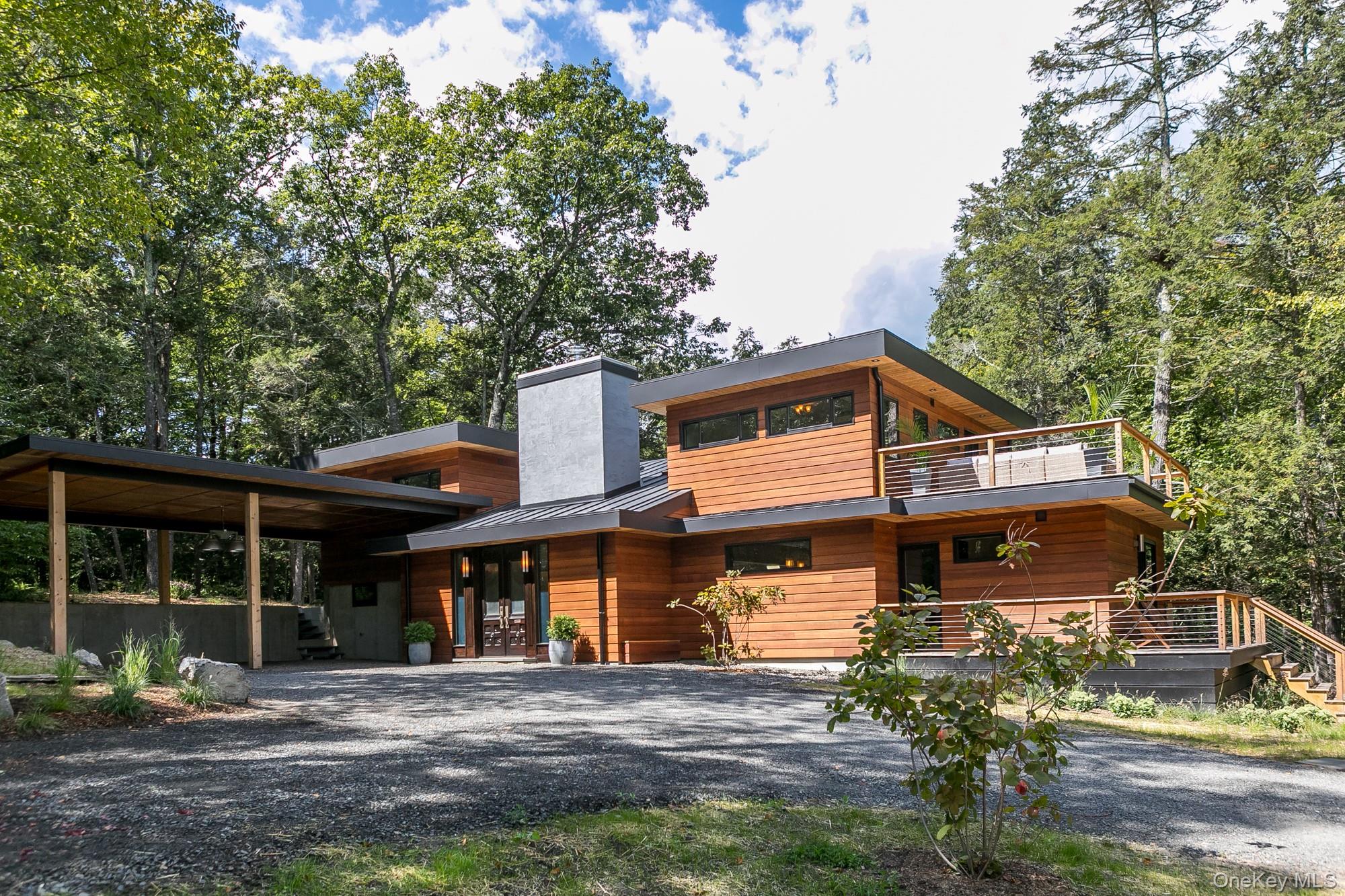 35 Fern Hollow Road, Stone Ridge, NY 12484