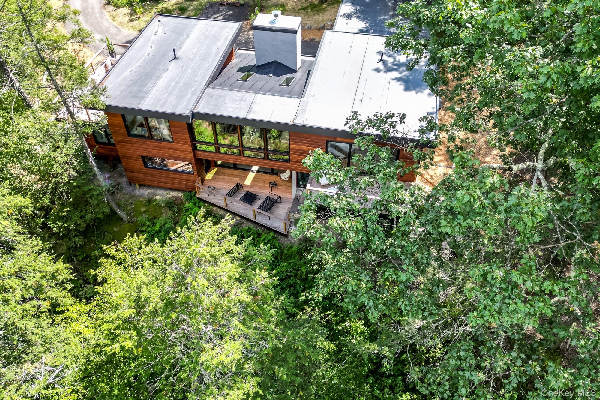 35 Fern Hollow Road, Stone Ridge, NY 12484