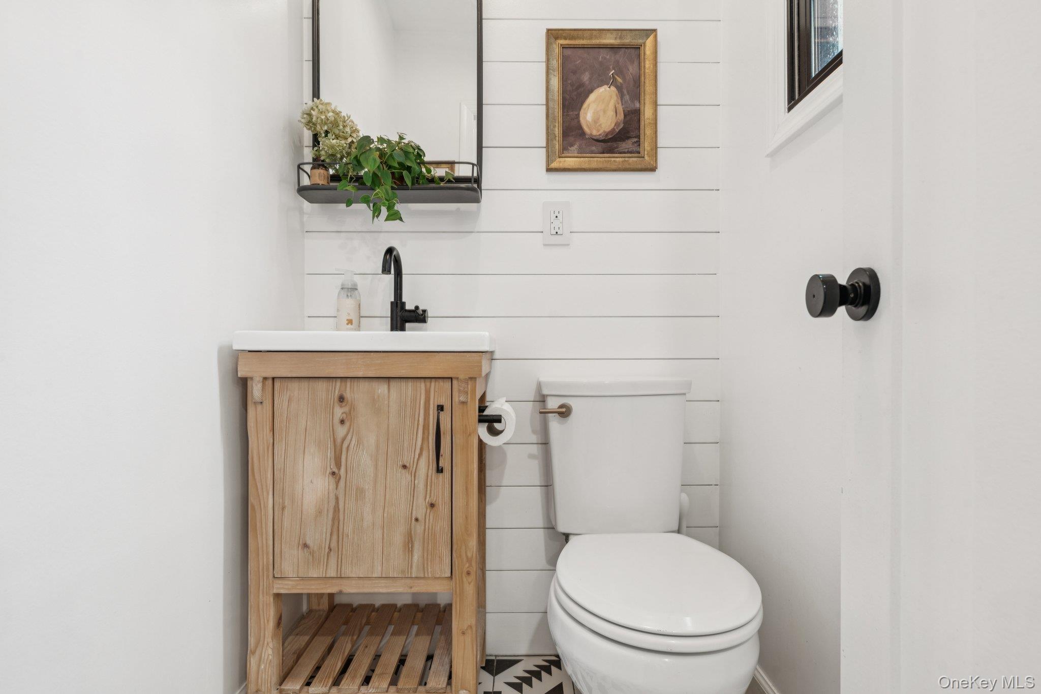 410 Congress Avenue, East Williston, NY 11596