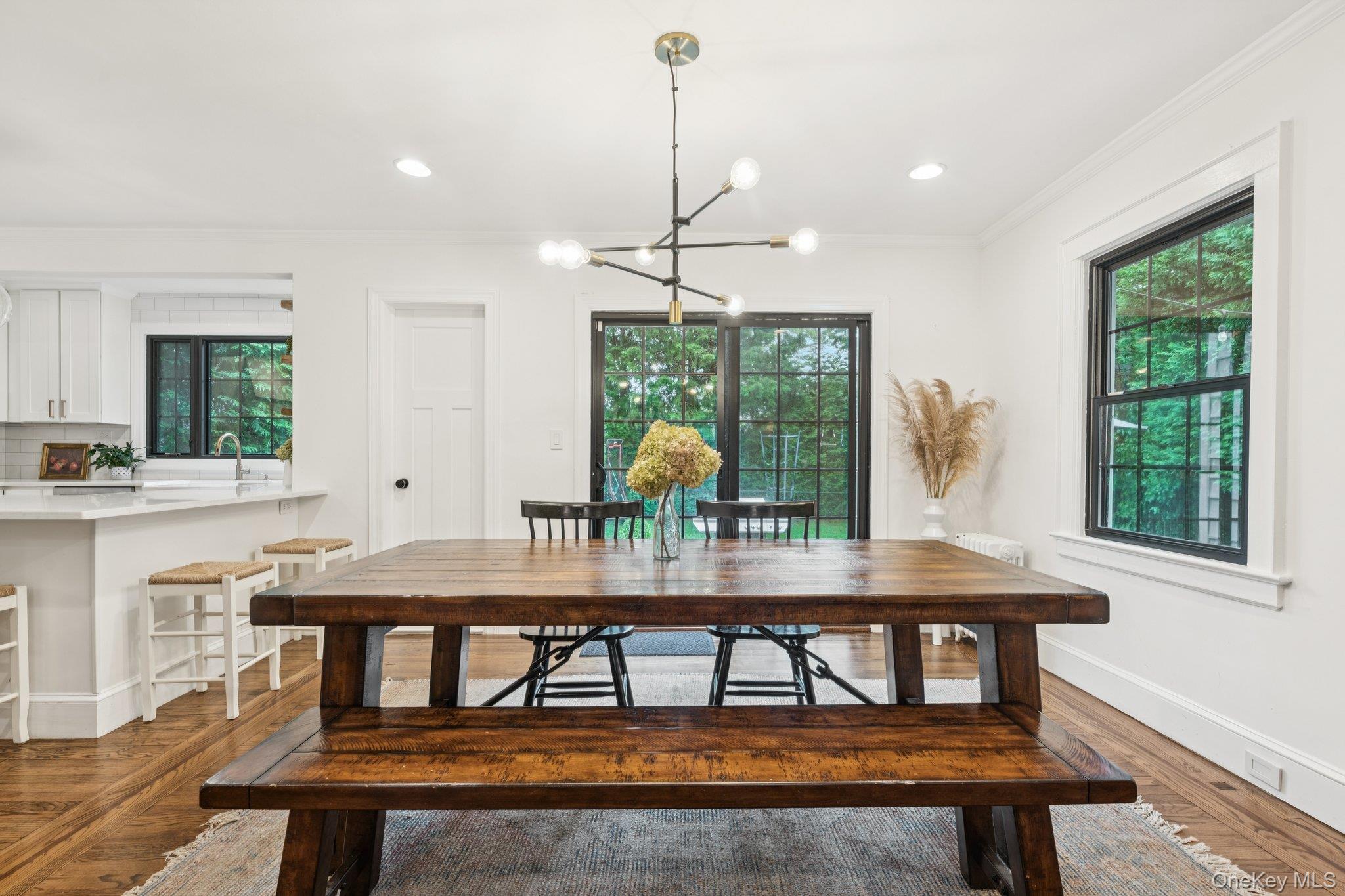 410 Congress Avenue, East Williston, NY 11596