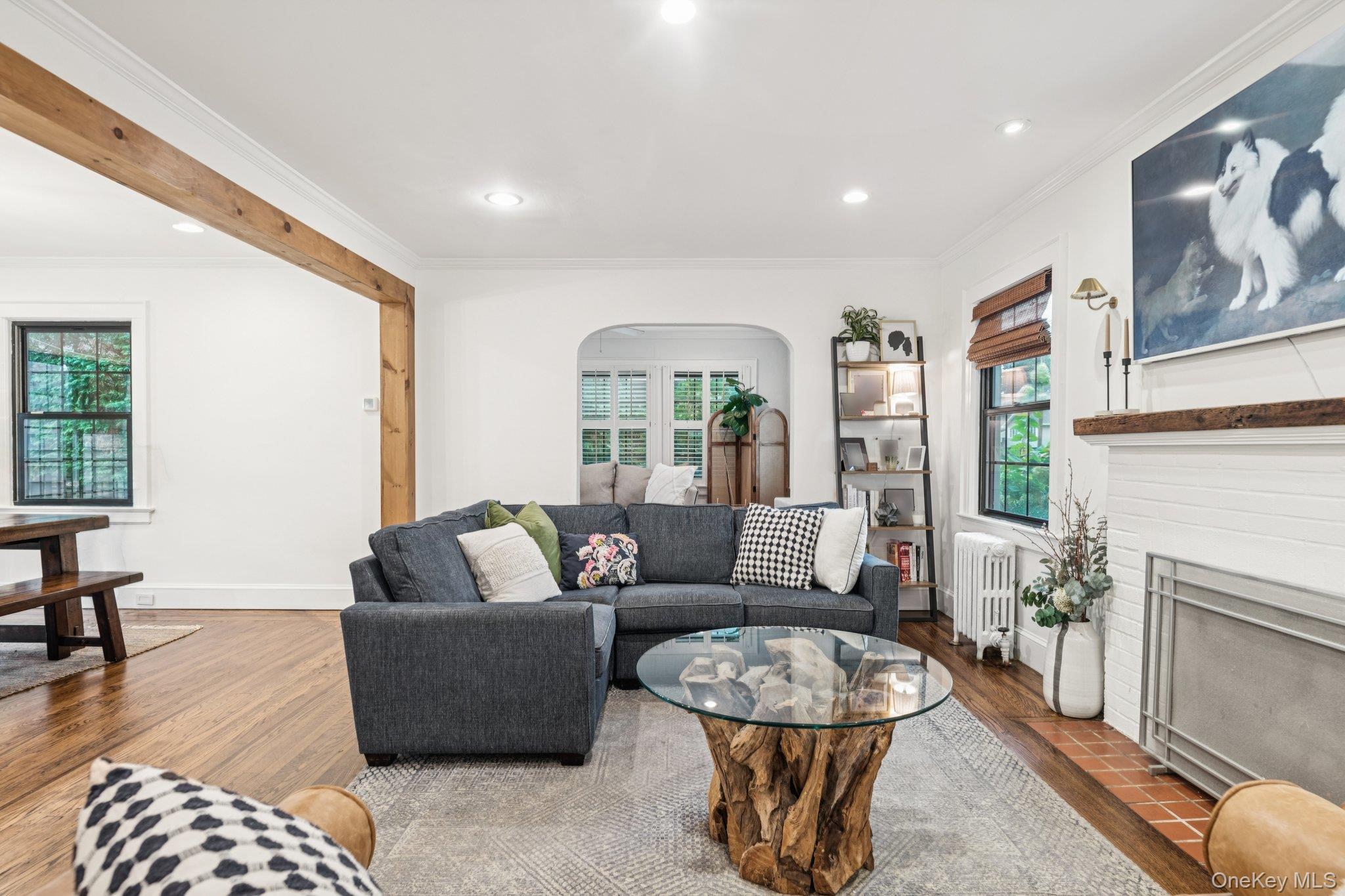 410 Congress Avenue, East Williston, NY 11596