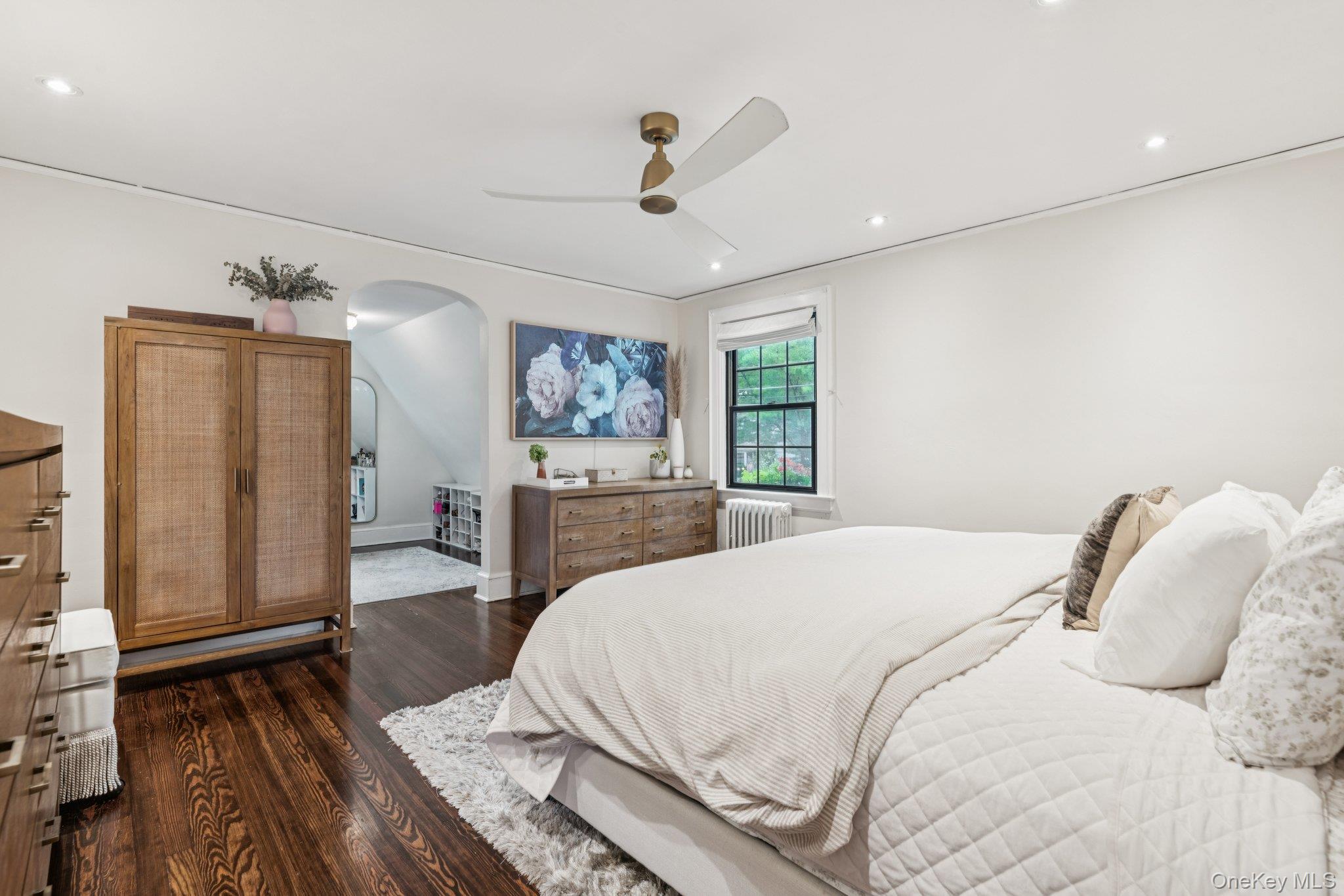 410 Congress Avenue, East Williston, NY 11596