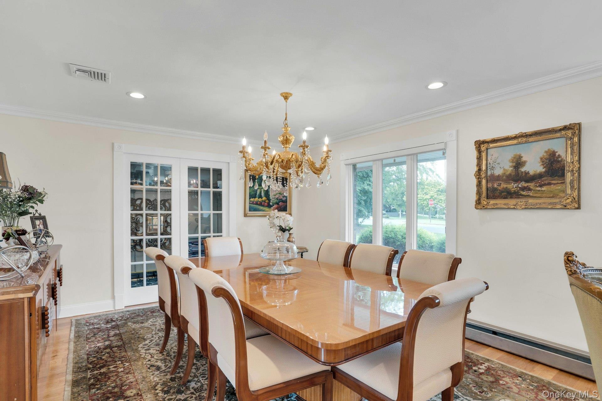 1 Regency Lane, Dix Hills, NY 11746