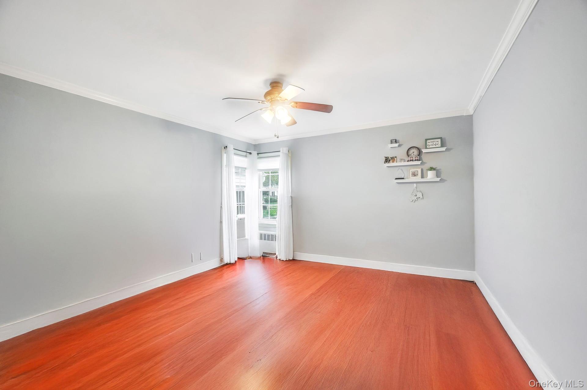 190 Connetquot Drive, Oakdale, NY 11769