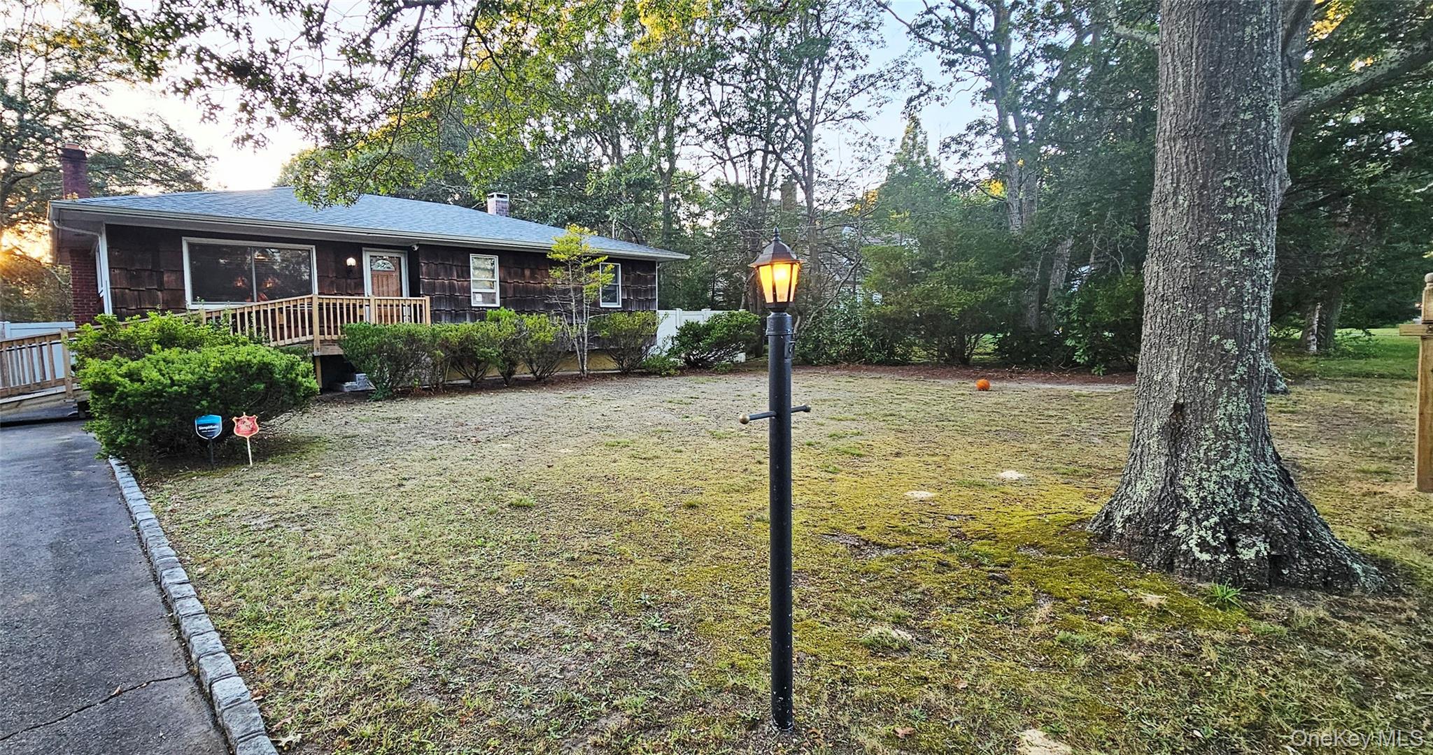 50 N Trainor Avenue, Manorville, NY 11949