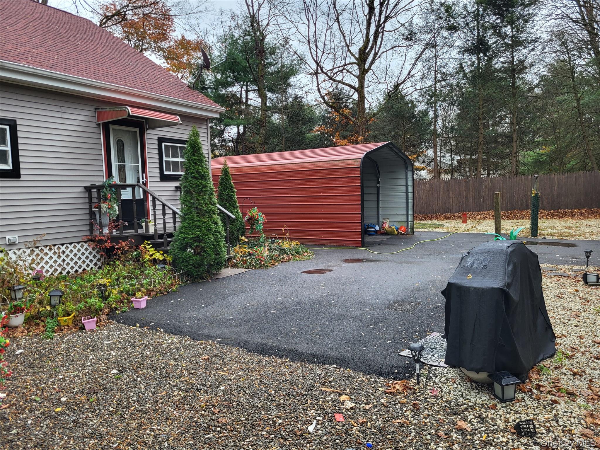 318 Maple Street, Kerhonkson, NY 12446