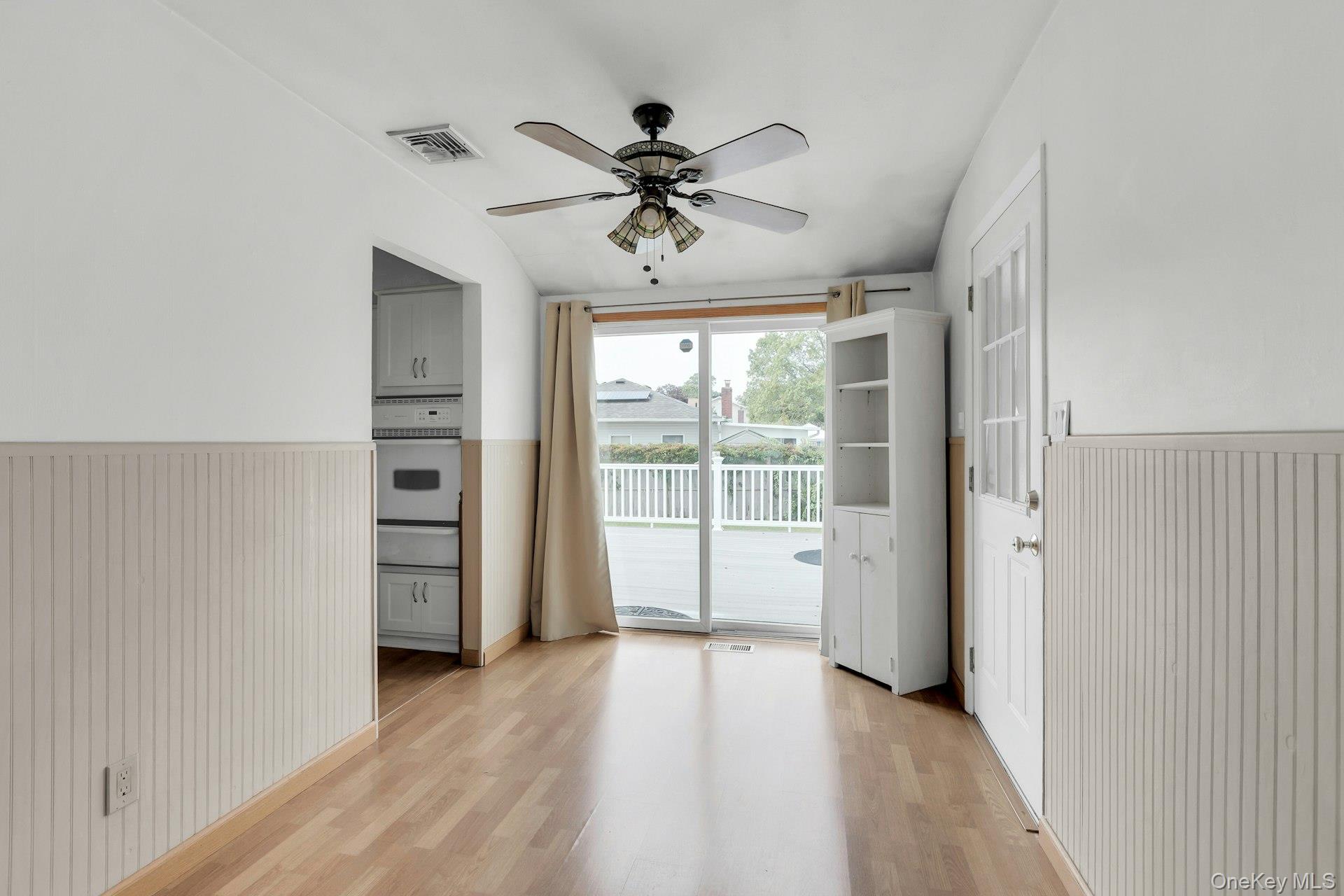 130 Matthews Road, Oakdale, NY 11769