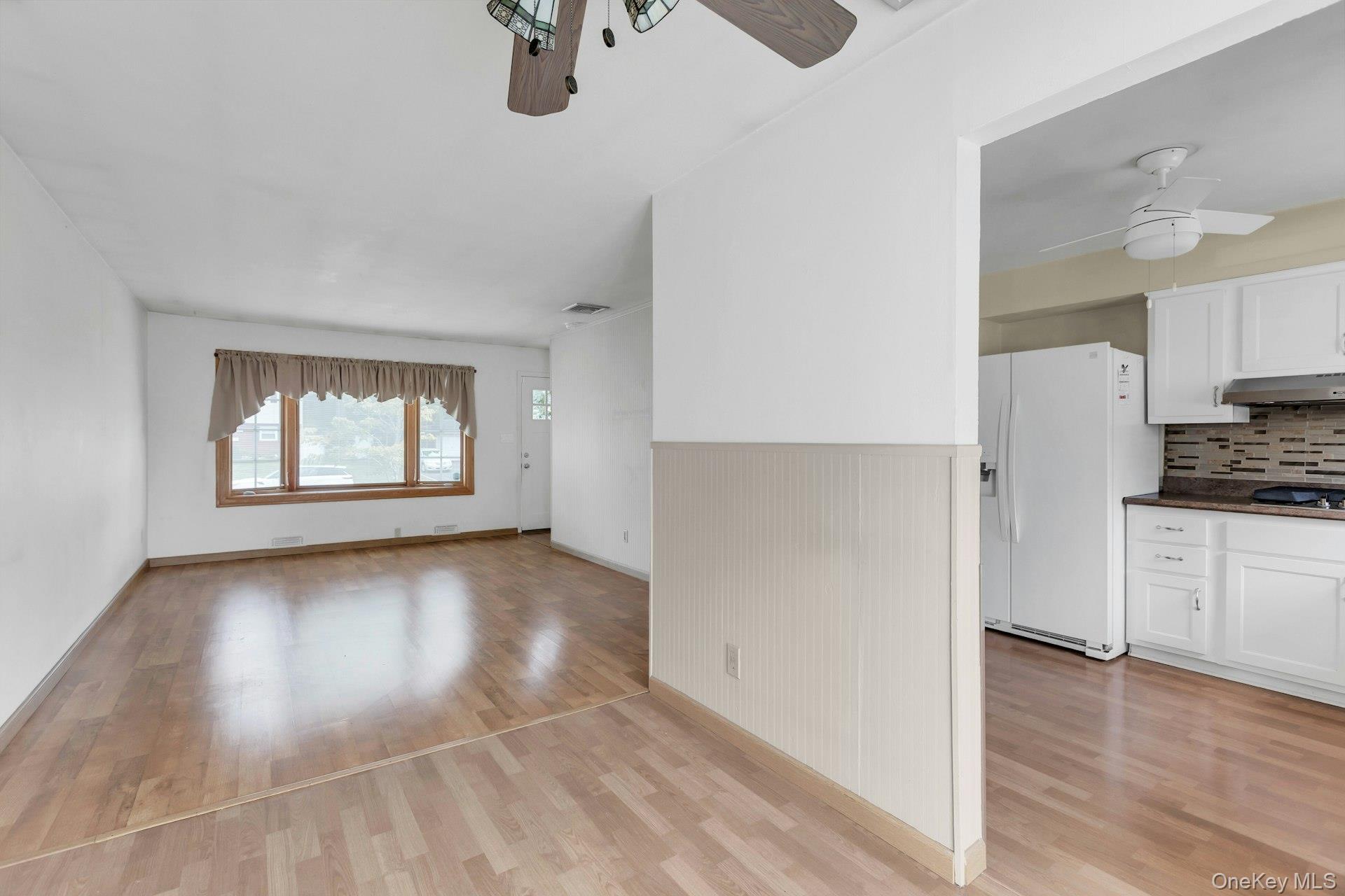 130 Matthews Road, Oakdale, NY 11769