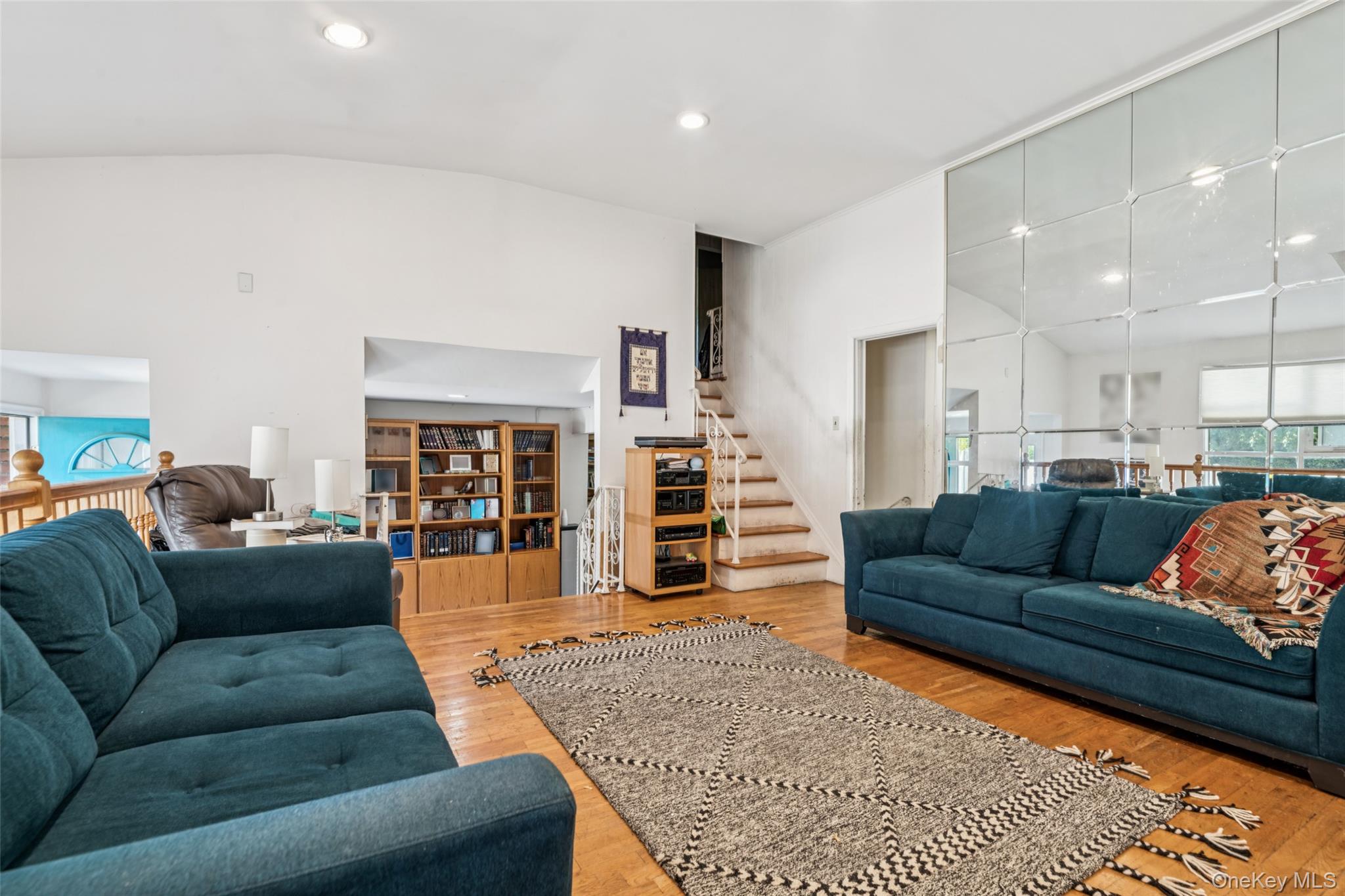 219 Narrow Lane, Woodmere, NY 11598