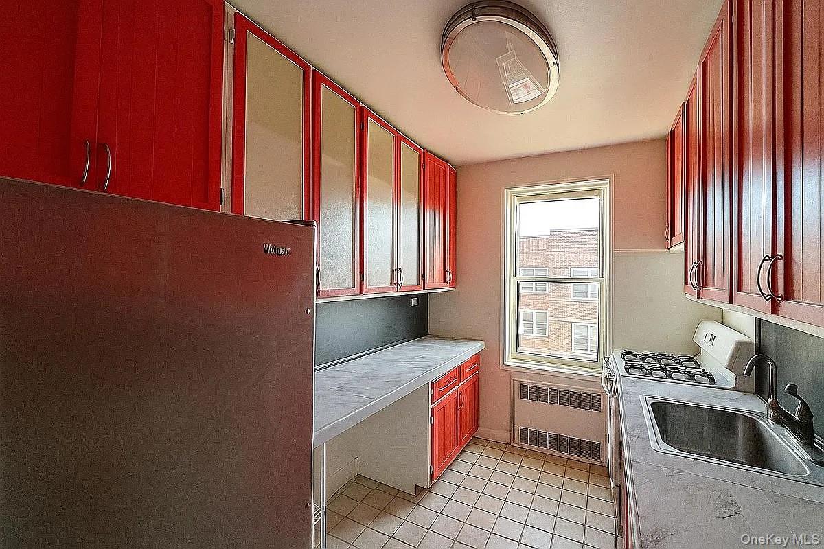 64-11 99th Street # 6O6, Rego Park, NY 11374